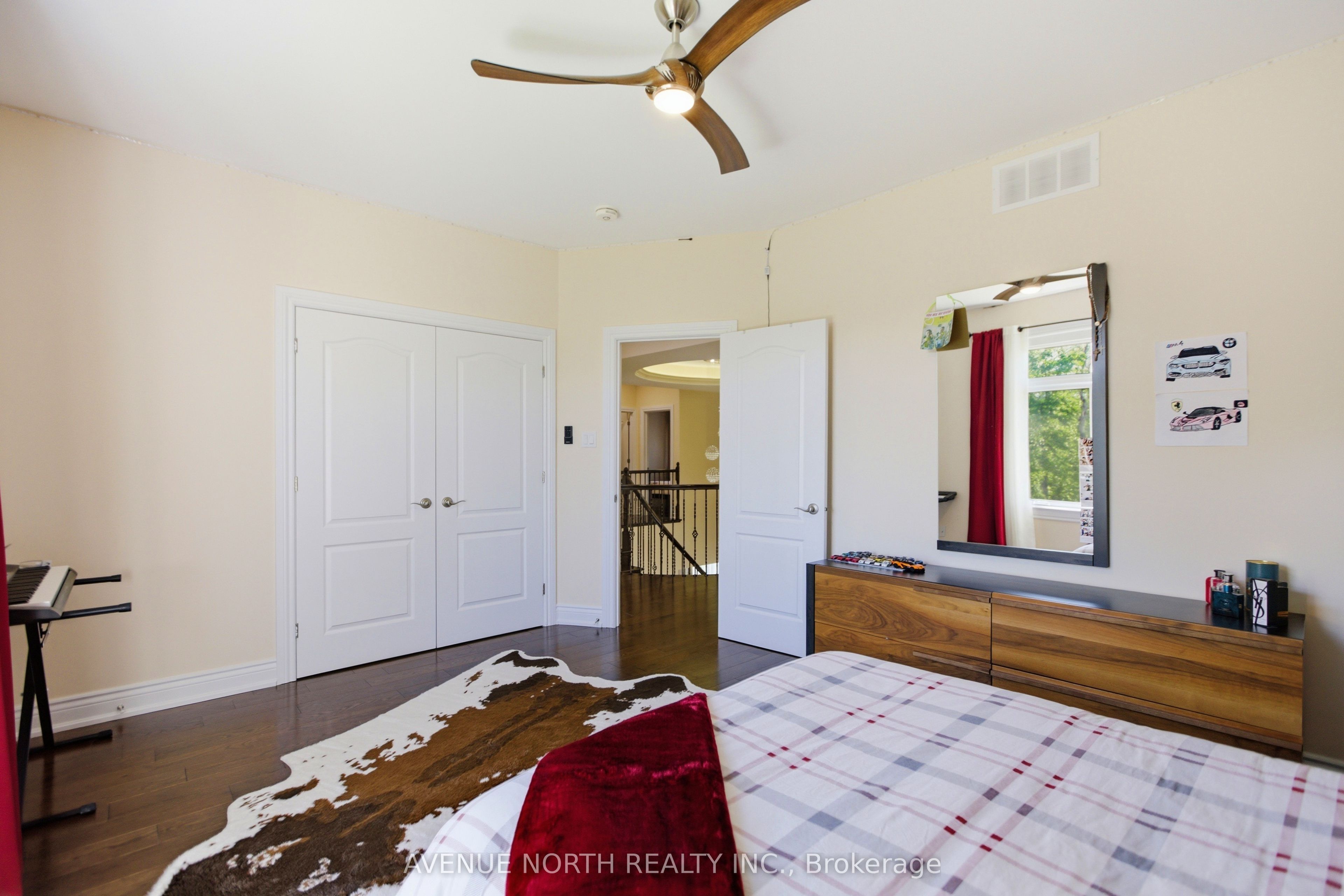 699 Ballycastle Crescent Property Photo 33
