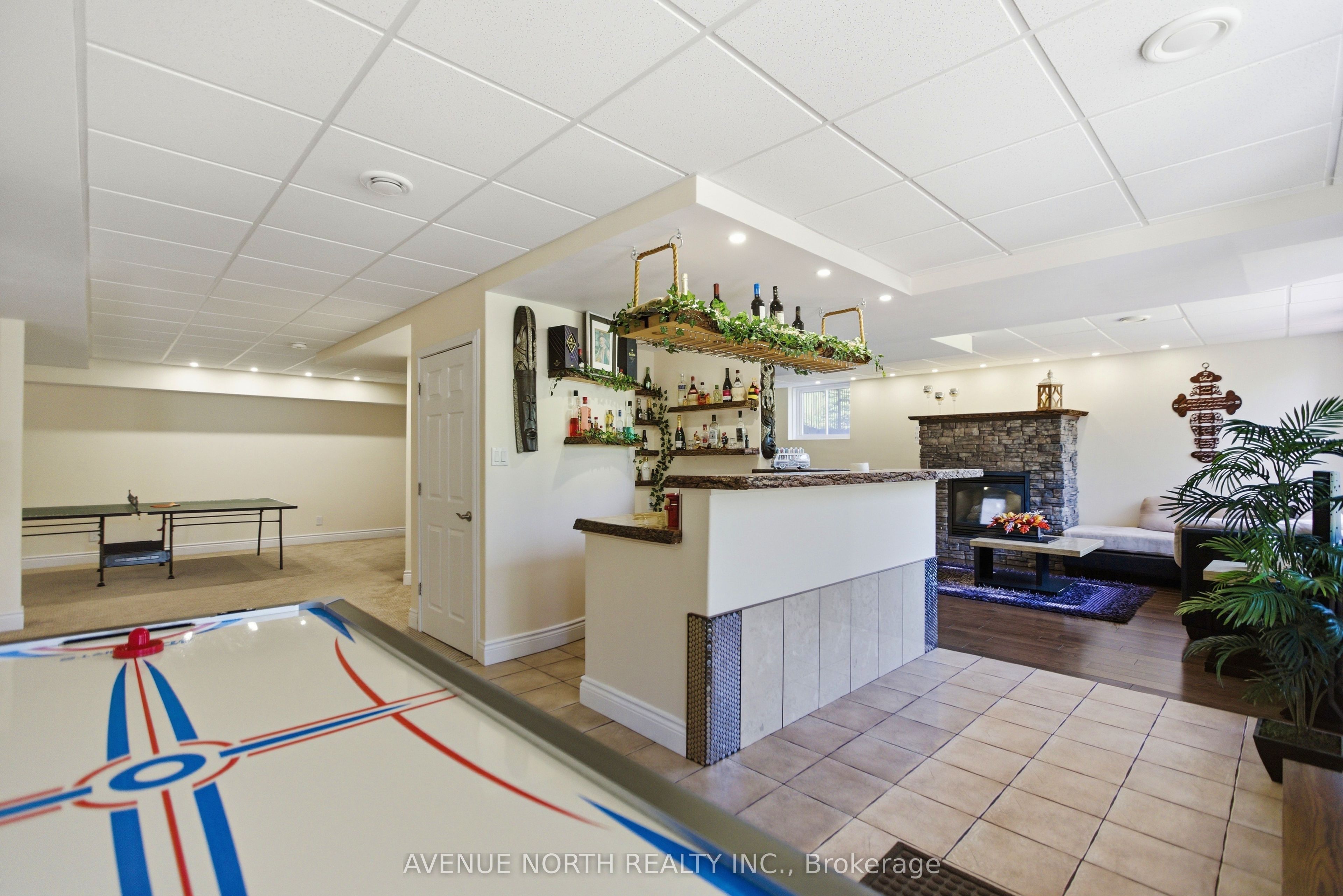 699 Ballycastle Crescent Property Photo 40