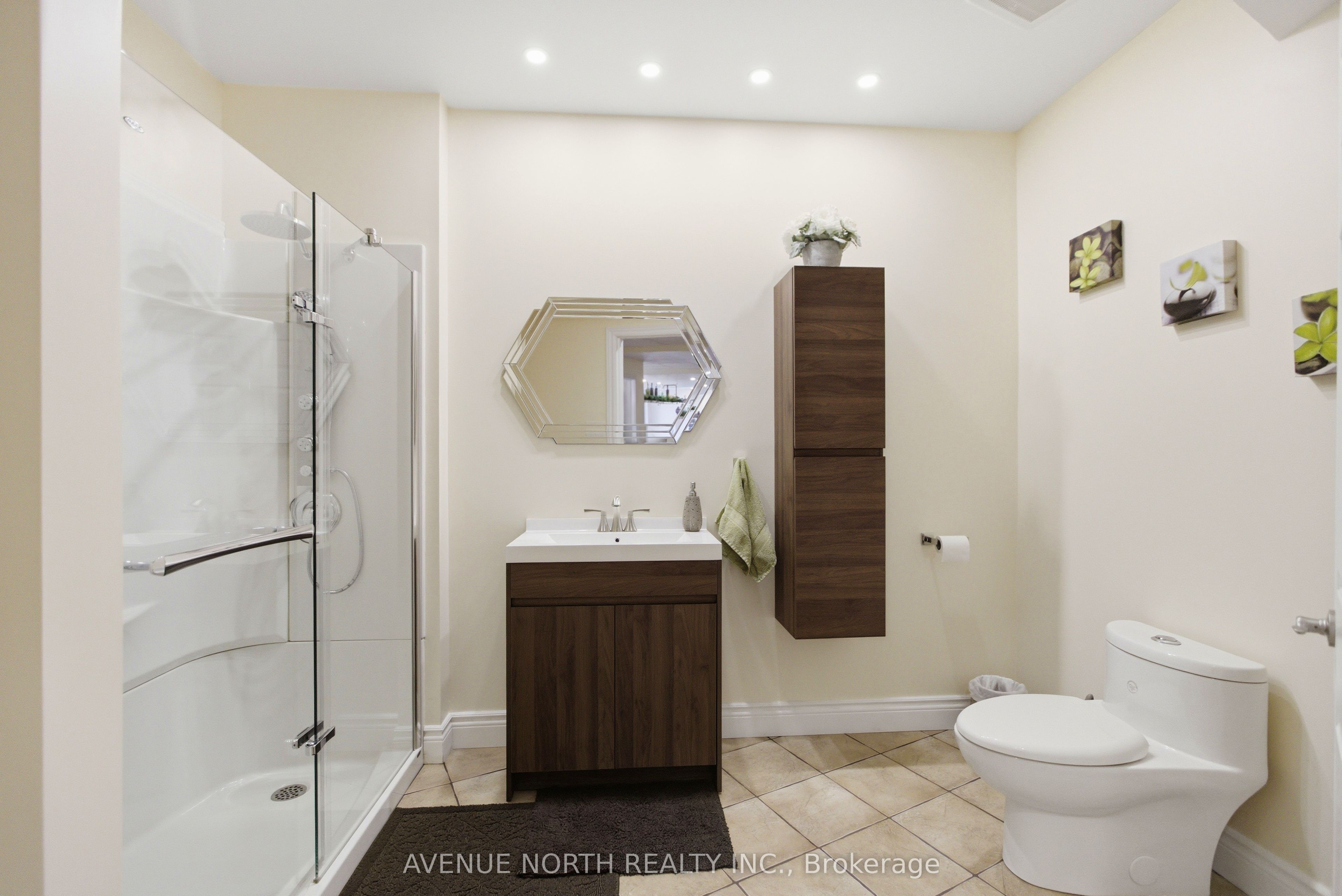 699 Ballycastle Crescent Property Photo 44