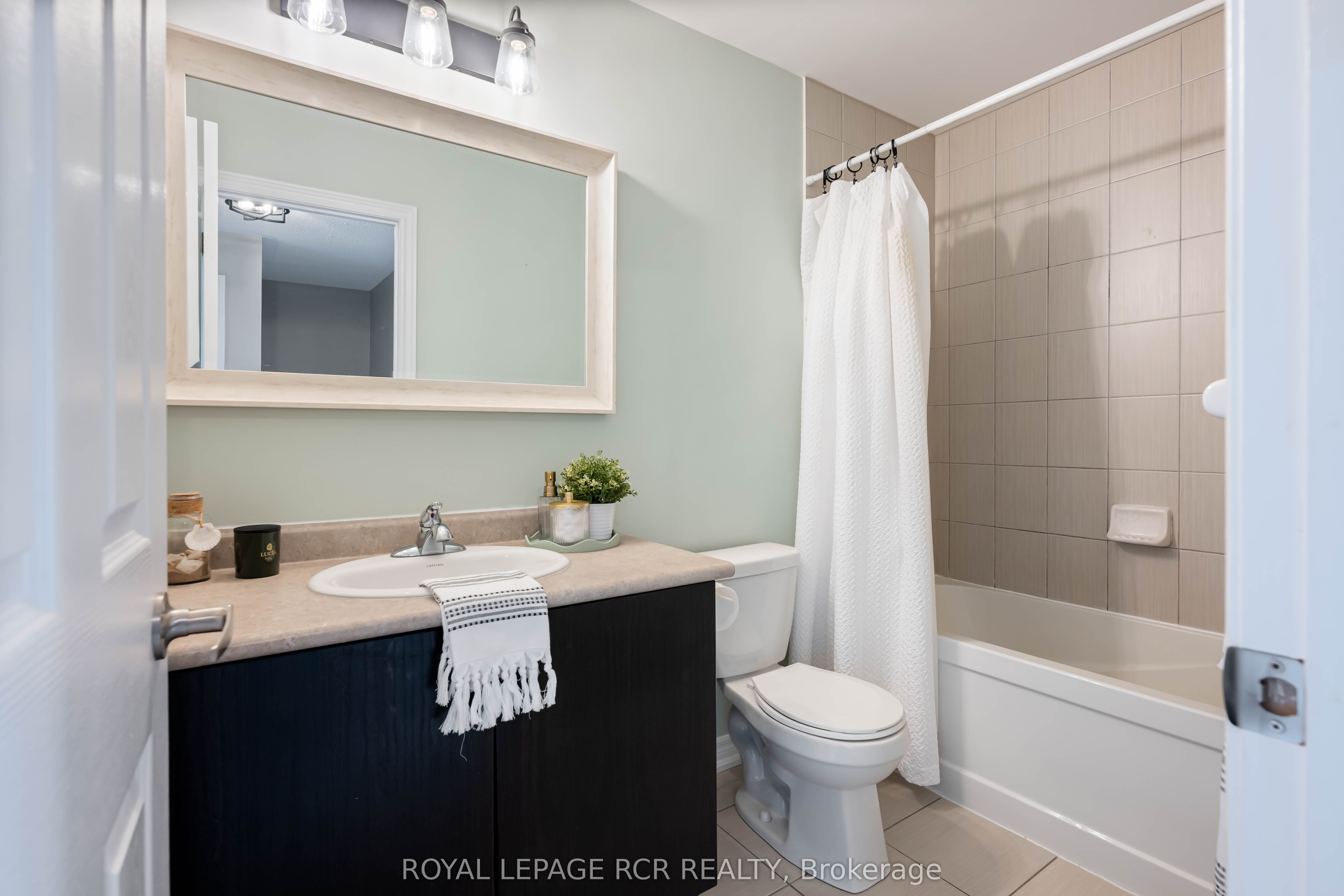 829 Cook Crescent Property Photo 17