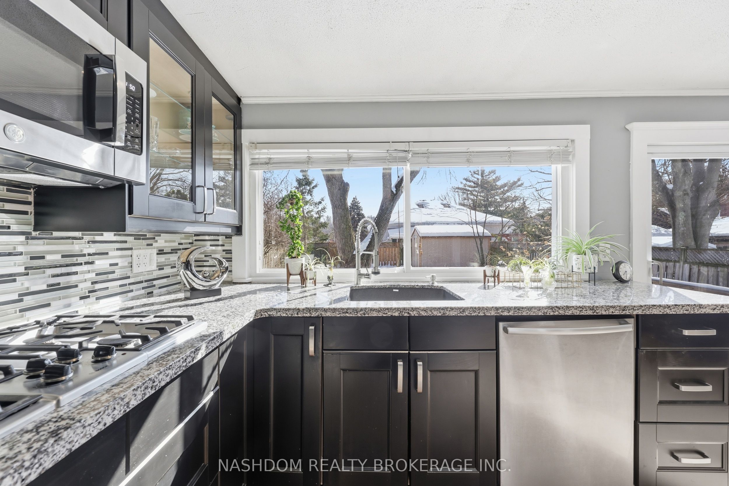 31 Hunter Street Property Photo 18