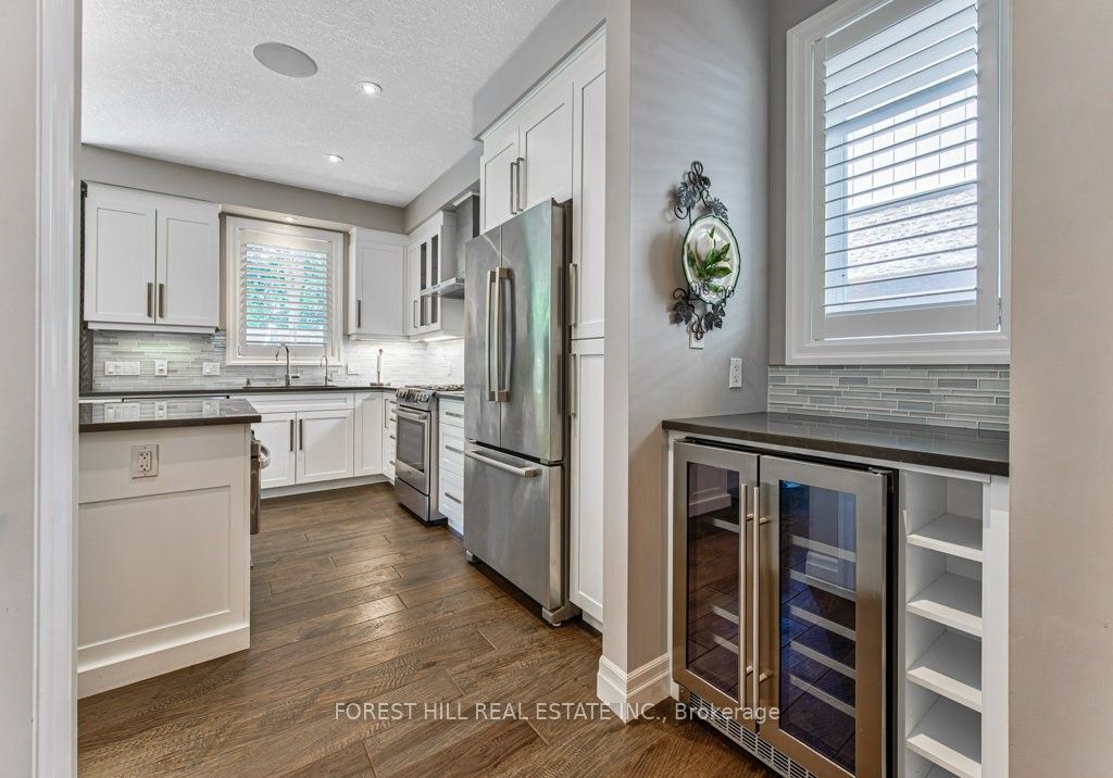 158 Eaglecrest Street Property Photo 20
