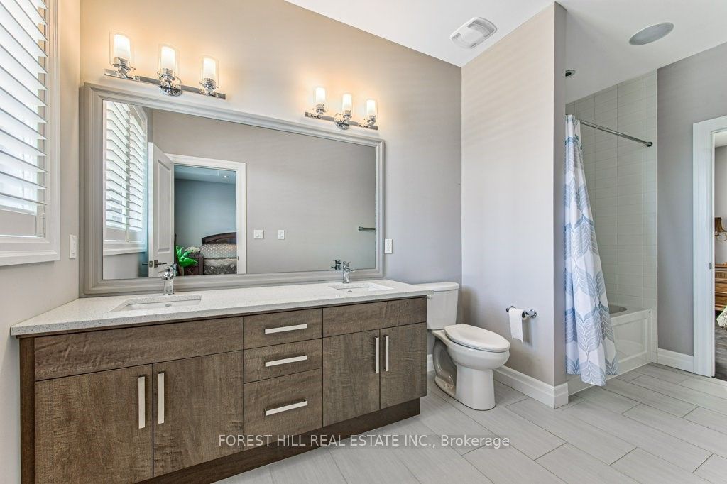 158 Eaglecrest Street Property Photo 32