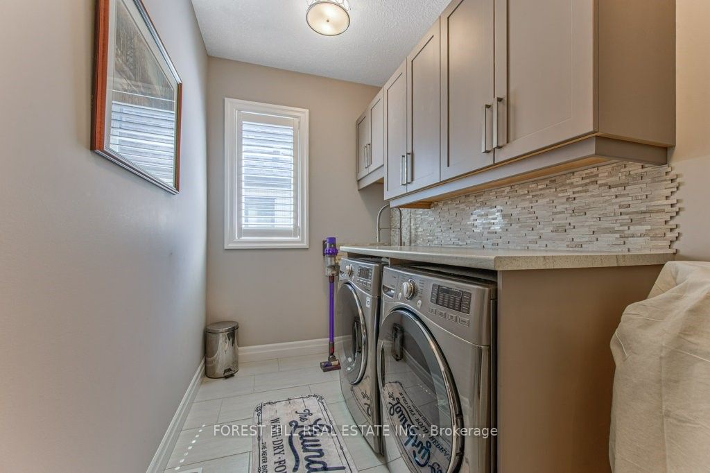 158 Eaglecrest Street Property Photo 34