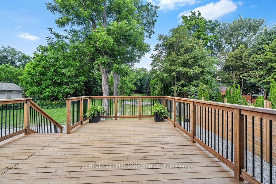 858 William Street Property Photo 44