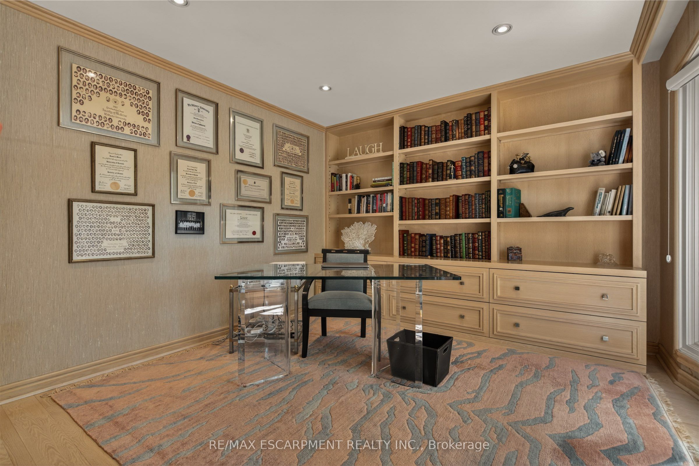 23 Lantern Lane Property Photo 6