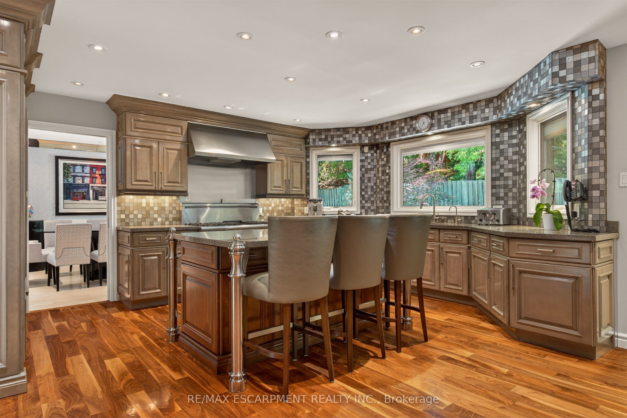 23 Lantern Lane Property Photo 13