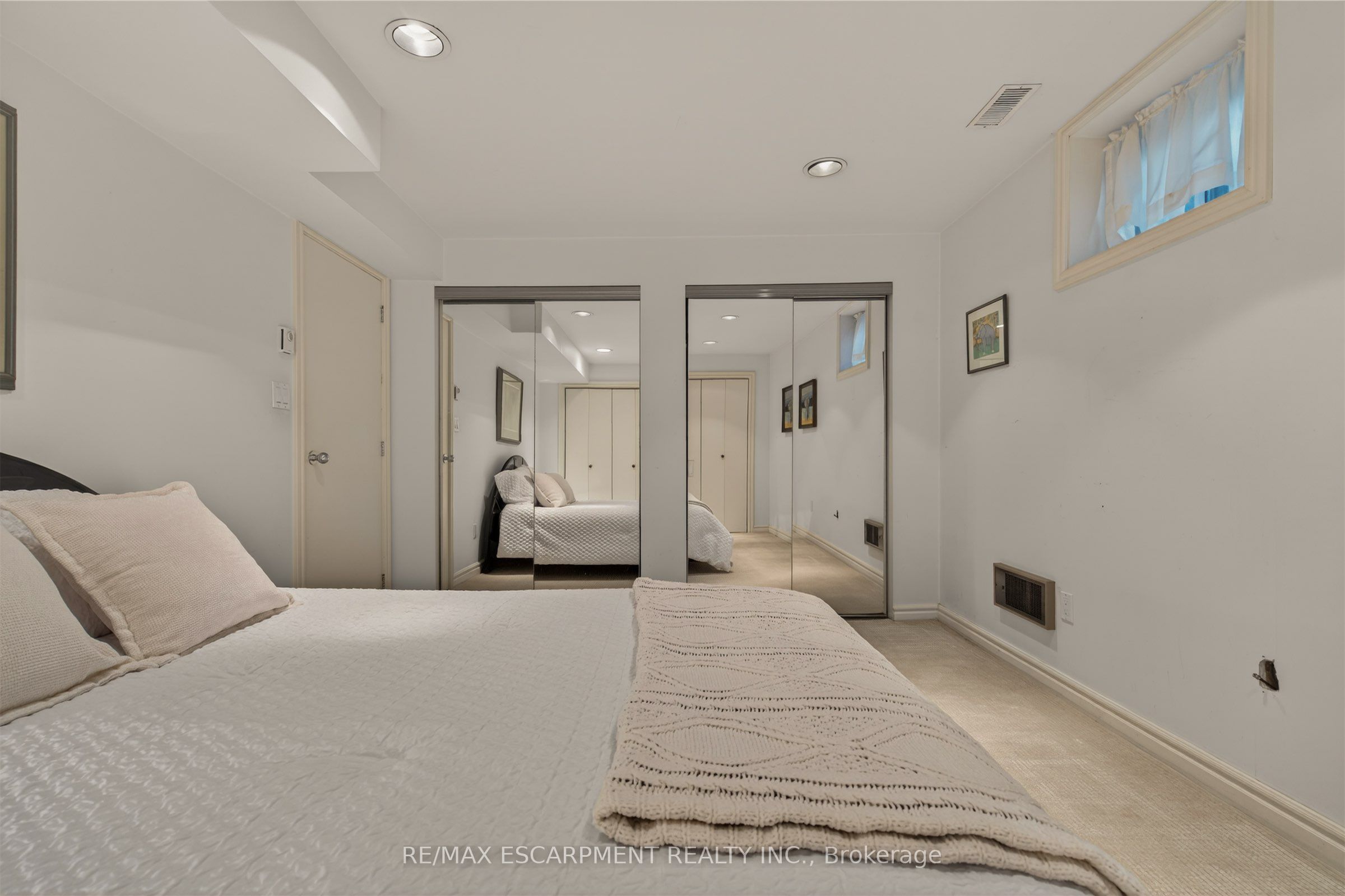 23 Lantern Lane Property Photo 43