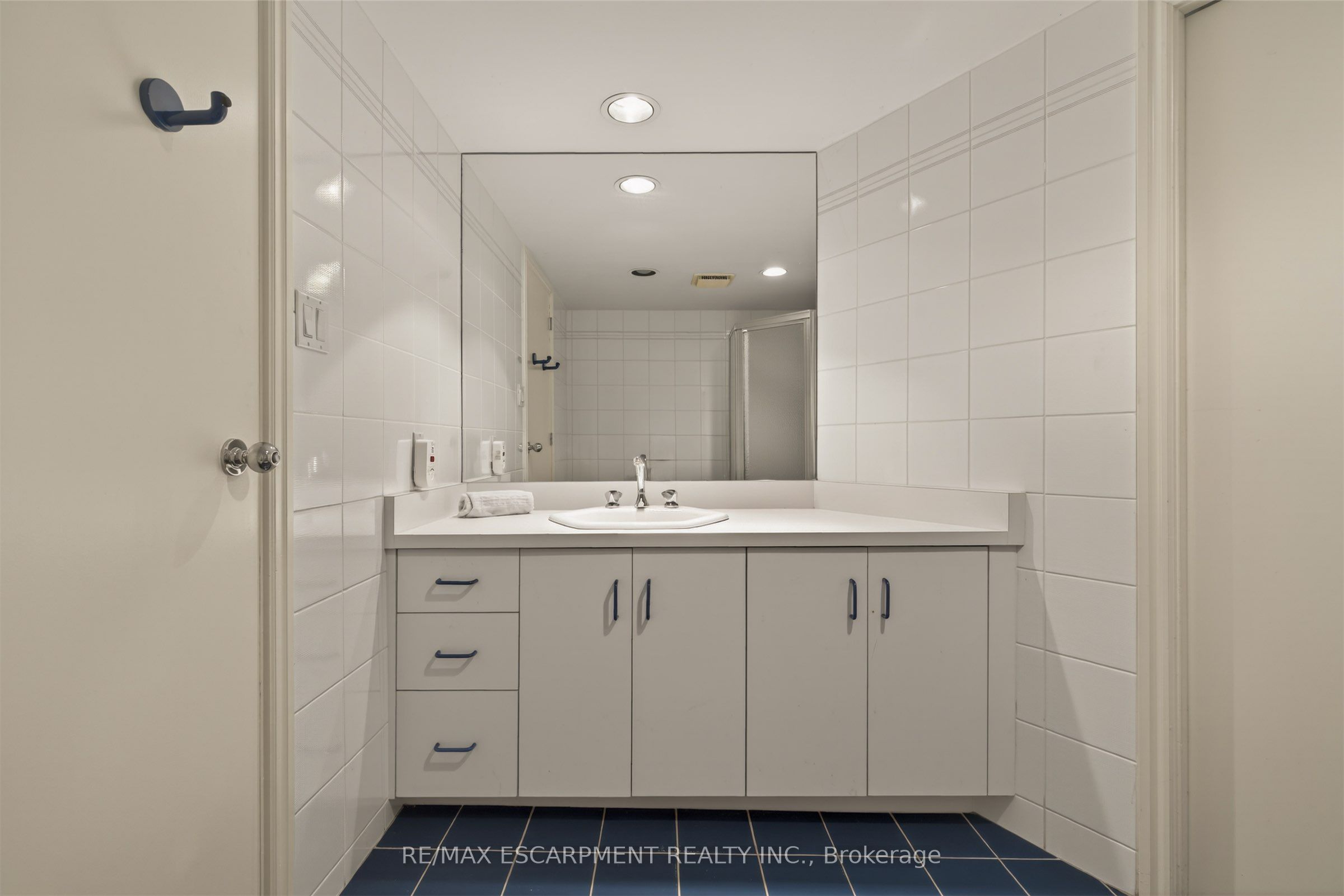 23 Lantern Lane Property Photo 44