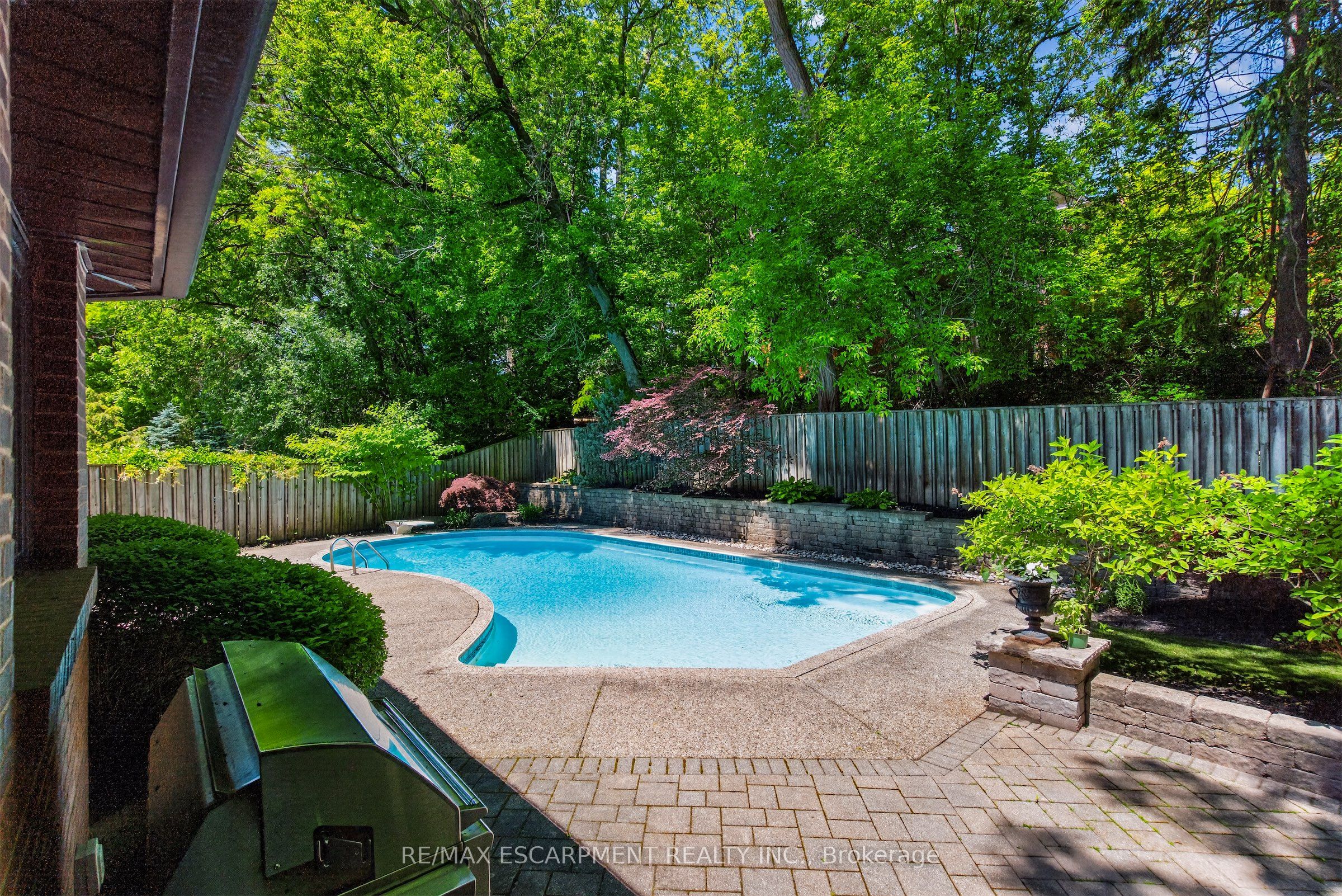 23 Lantern Lane Property Photo 45