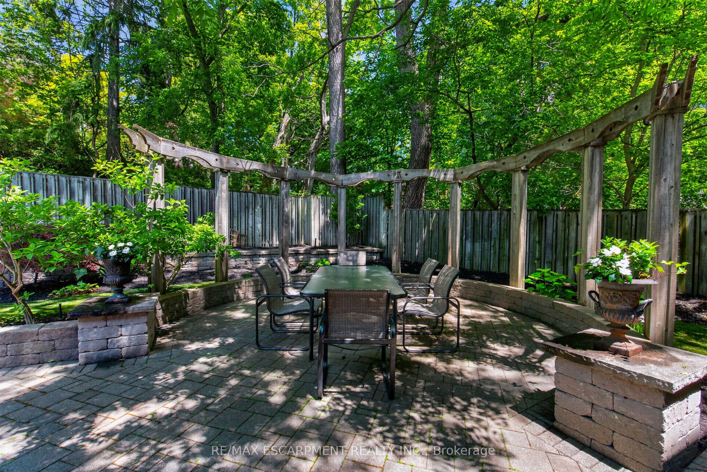 23 Lantern Lane Property Photo 46