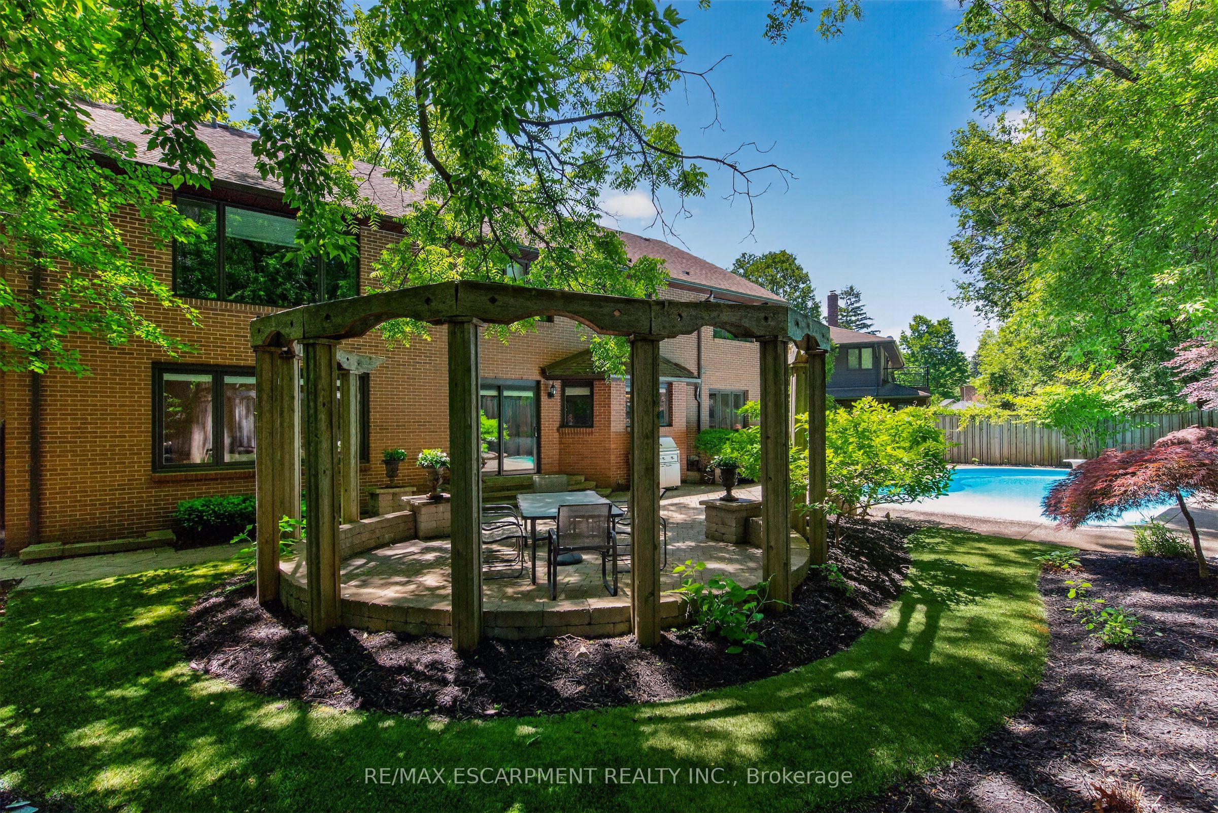23 Lantern Lane Property Photo 47