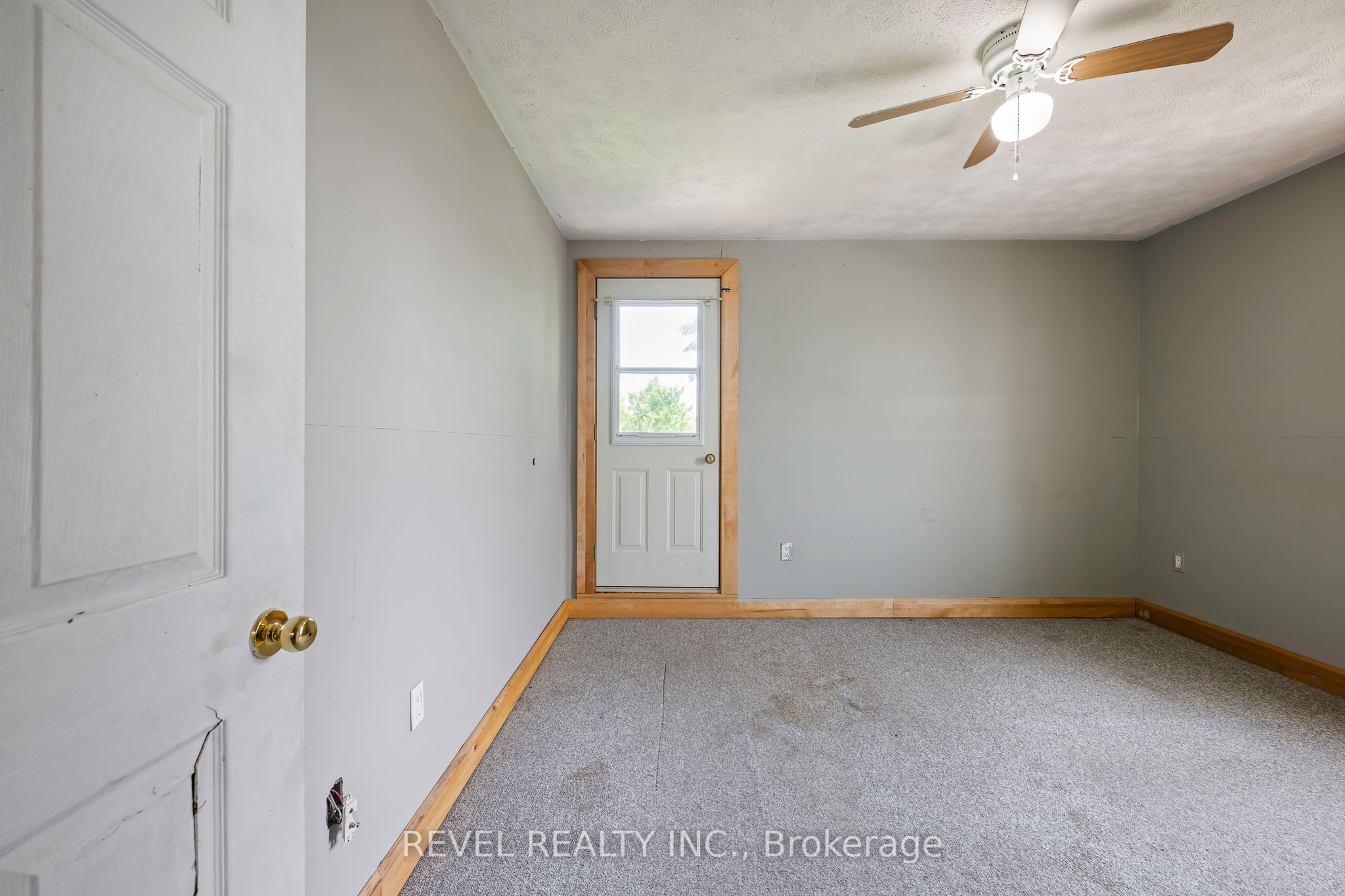 279 1st Avenue S Property Photo 25