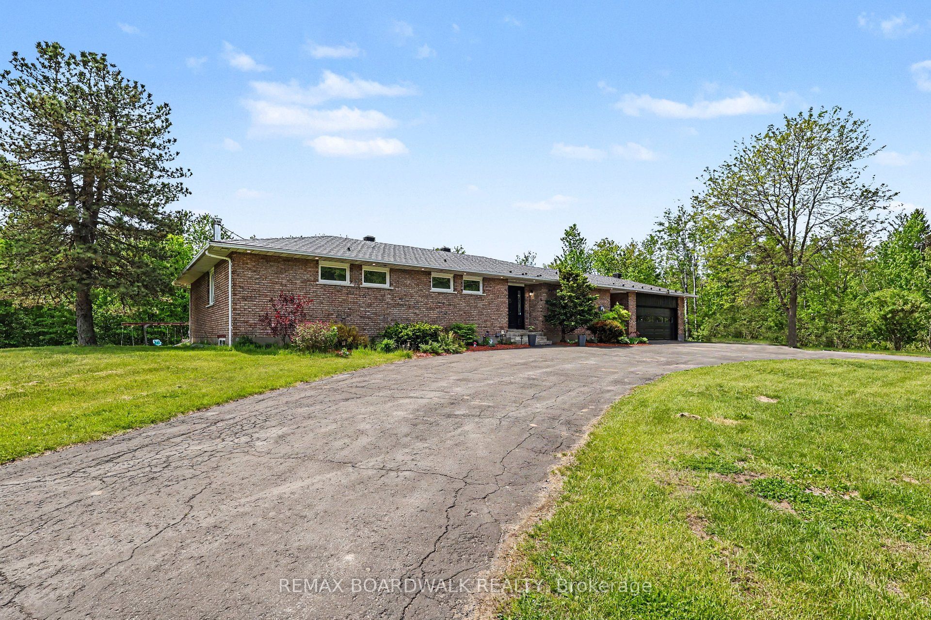 1500 Du Golf Road Property Photo 2