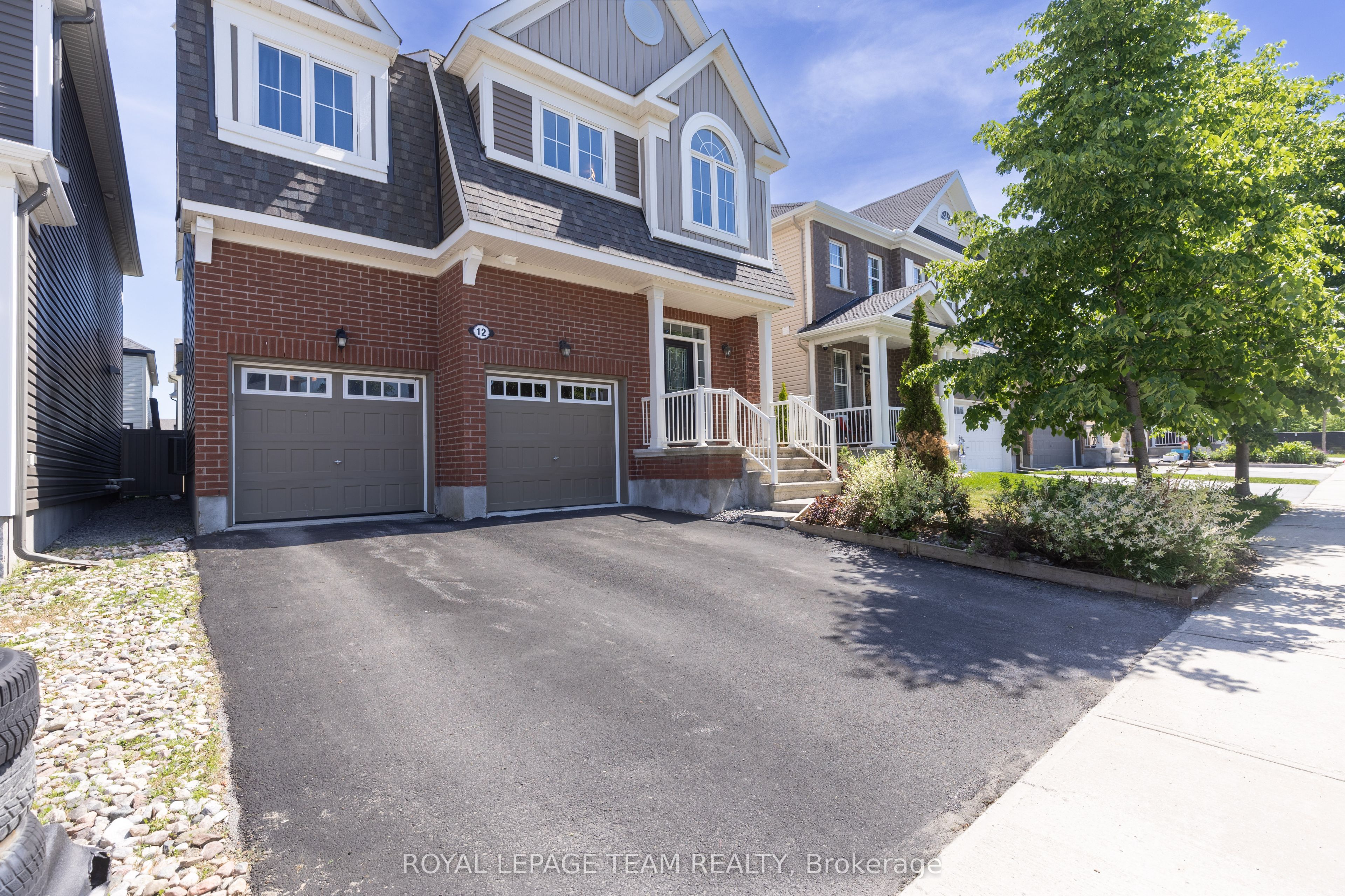 12 Oxalis Crescent Property Photo 2