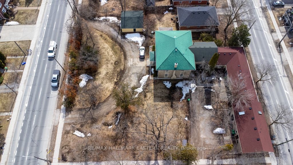 813 Water Street Property Photo 45