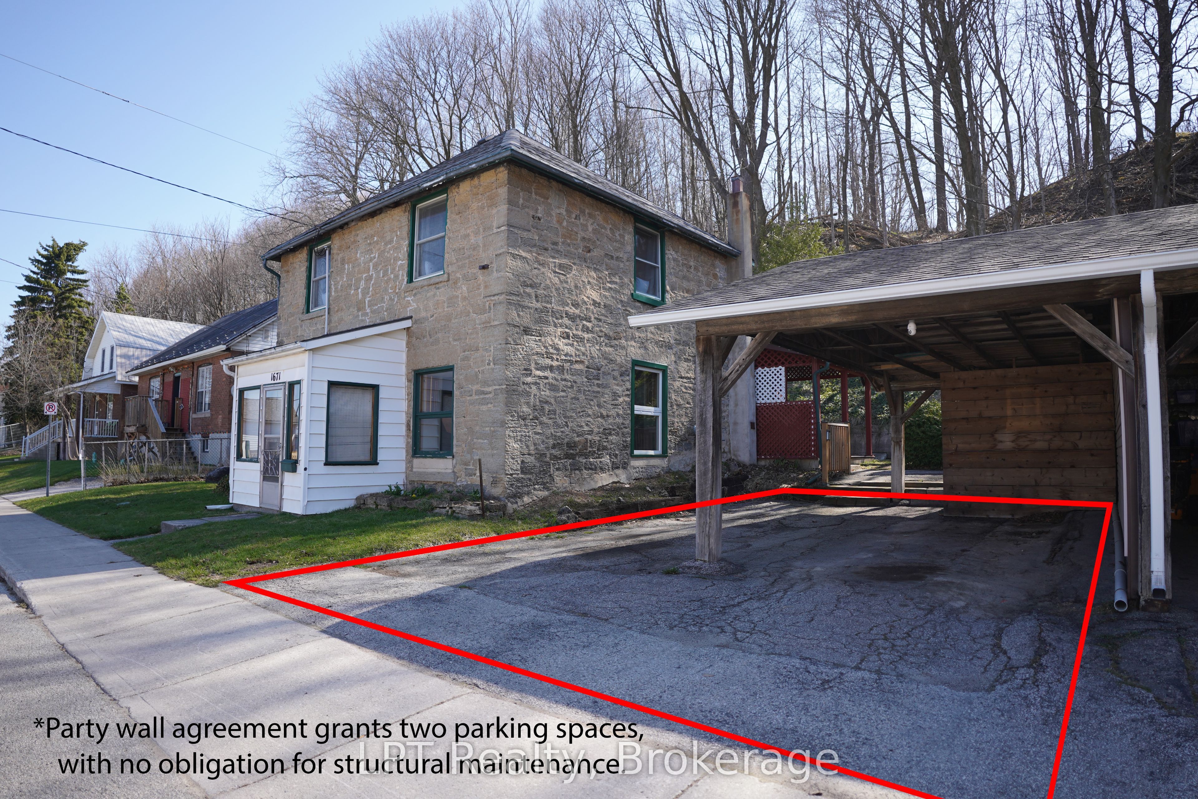 1671 4th Avenue E Property Photo 4
