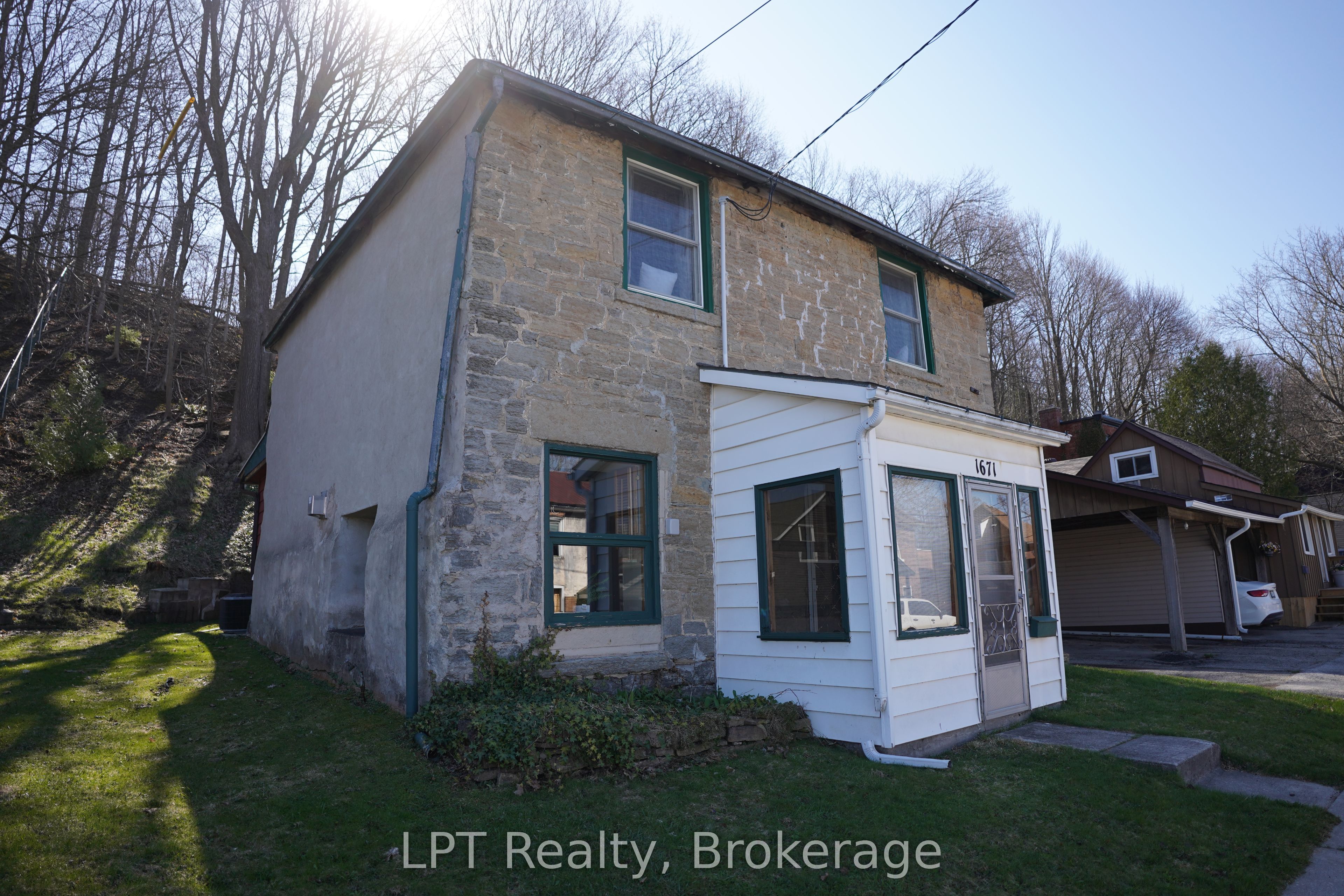 1671 4th Avenue E Property Photo 10
