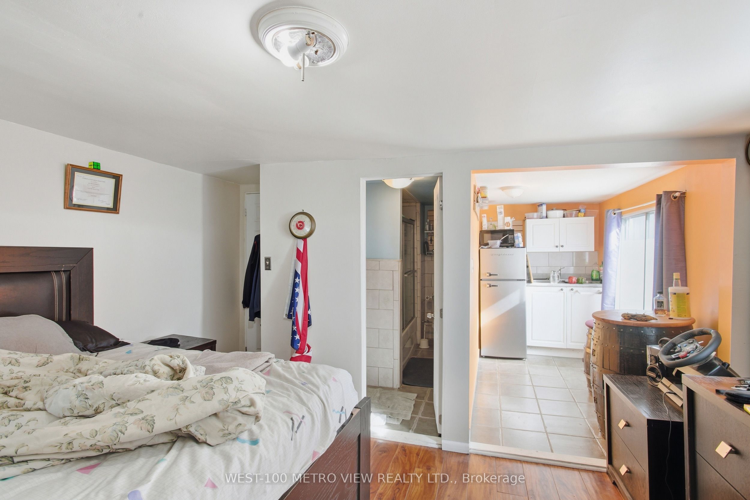 597 Barton Street E Property Photo 17