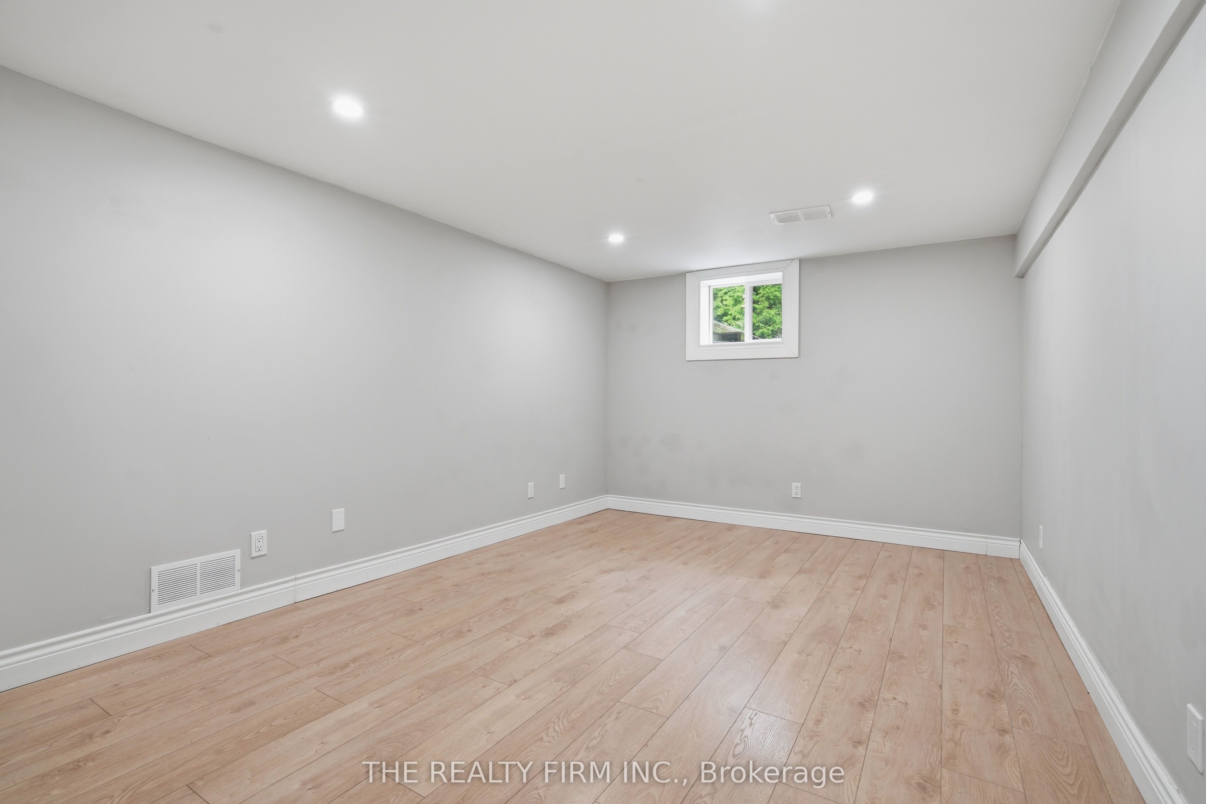 23 Brunswick Avenue Property Photo 25