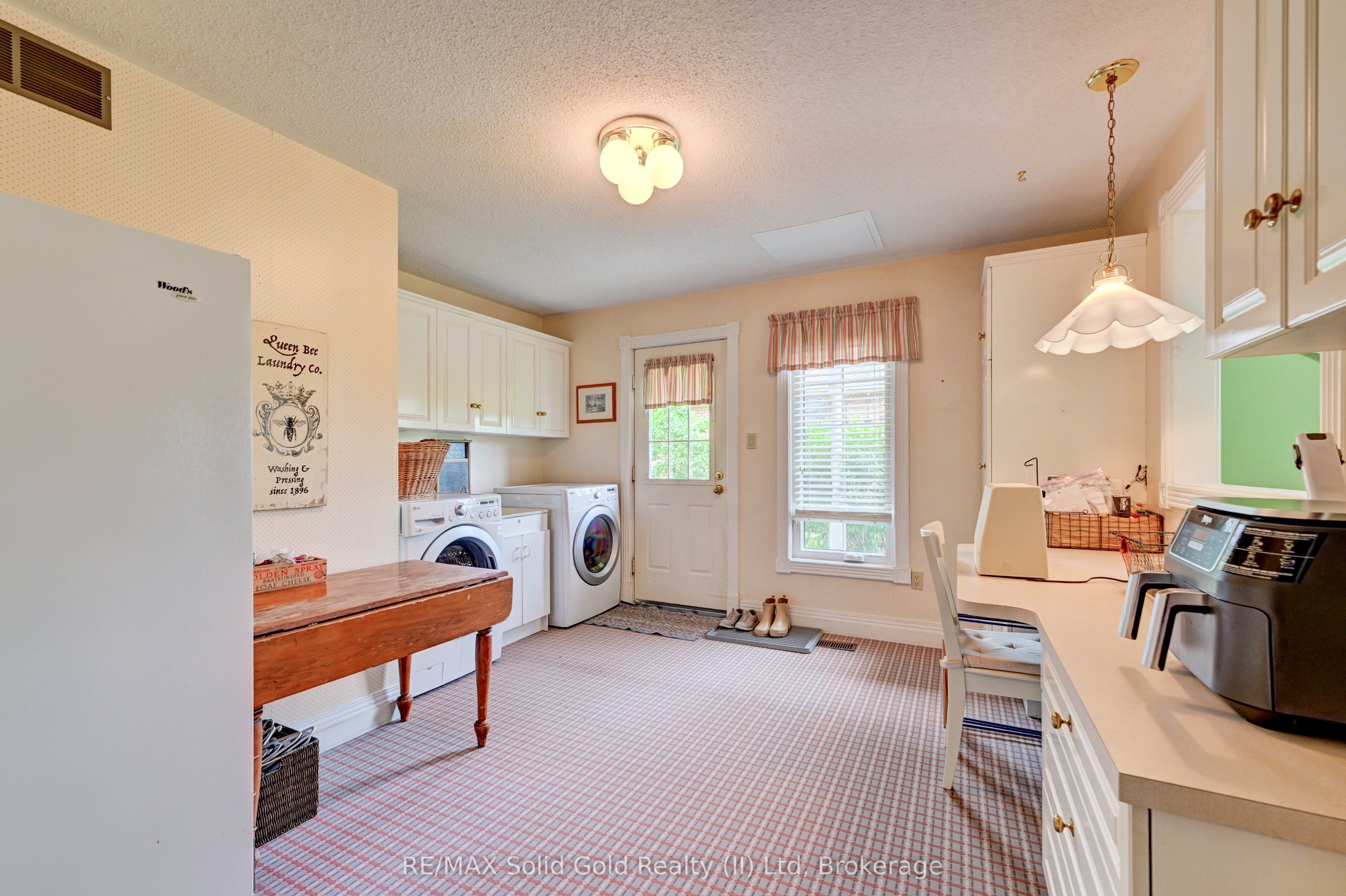 11 Lorraine Drive Property Photo 22