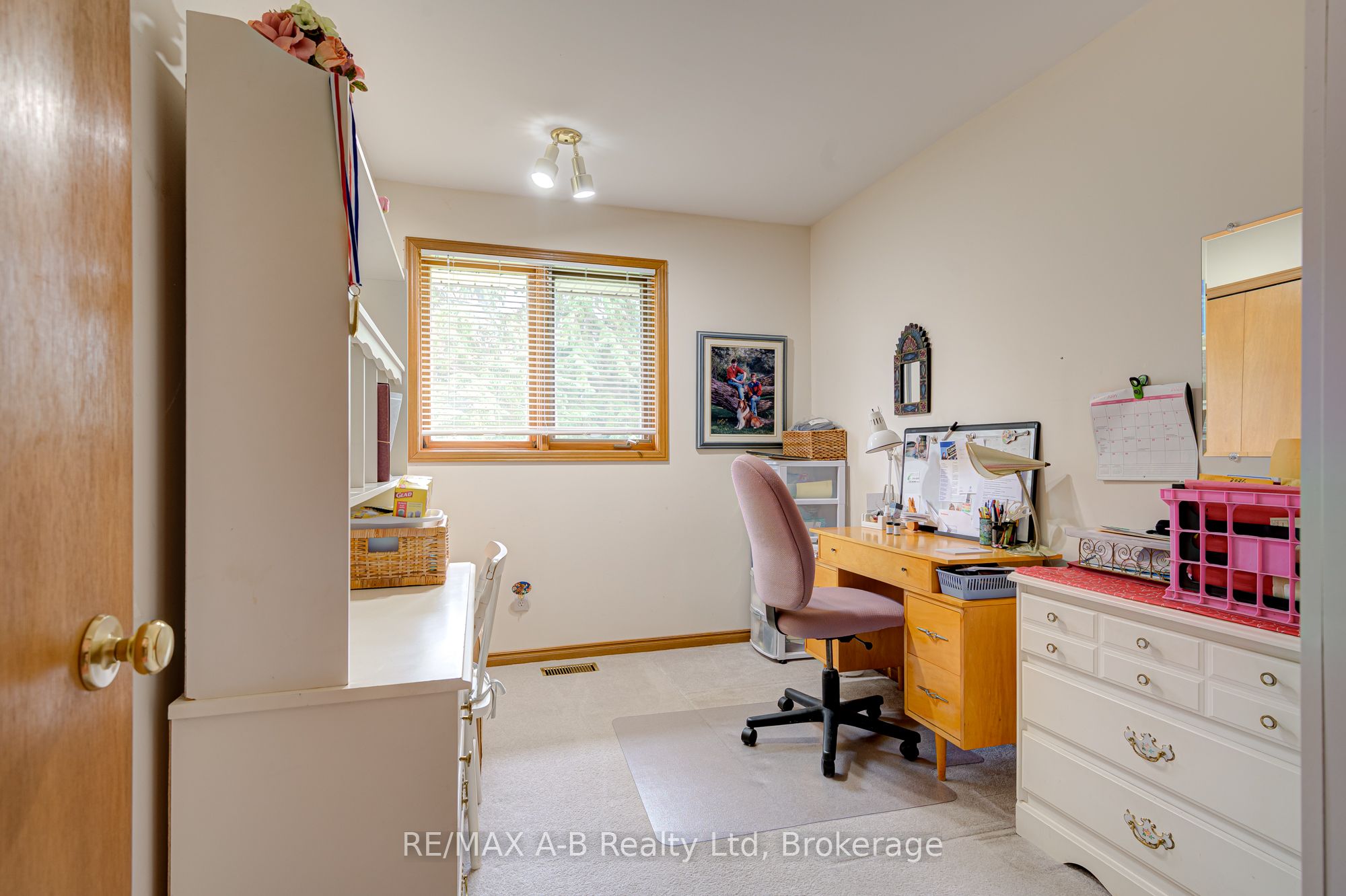 137 Mitchell Court Property Photo 19
