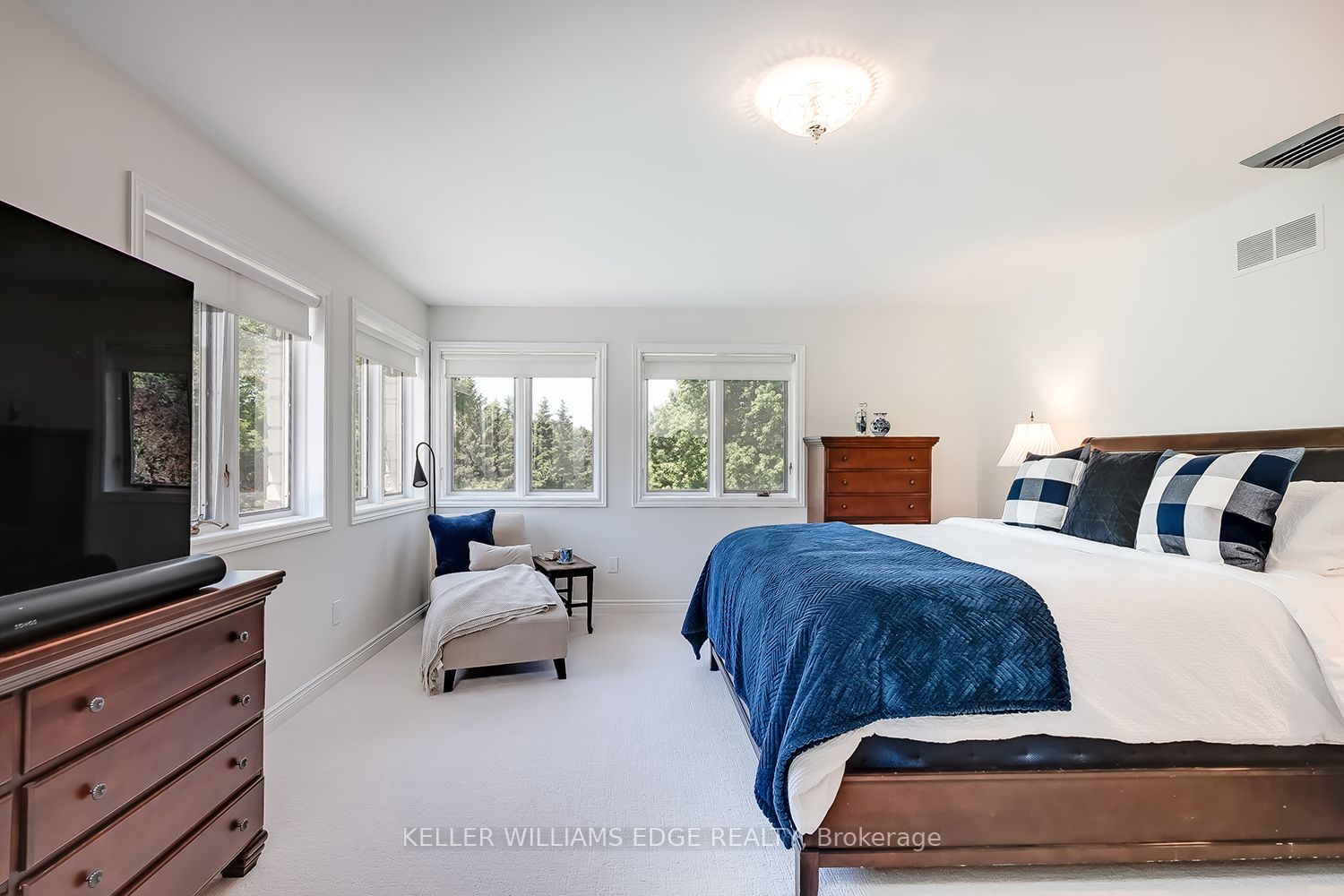 938 Governor's Road Property Photo 16
