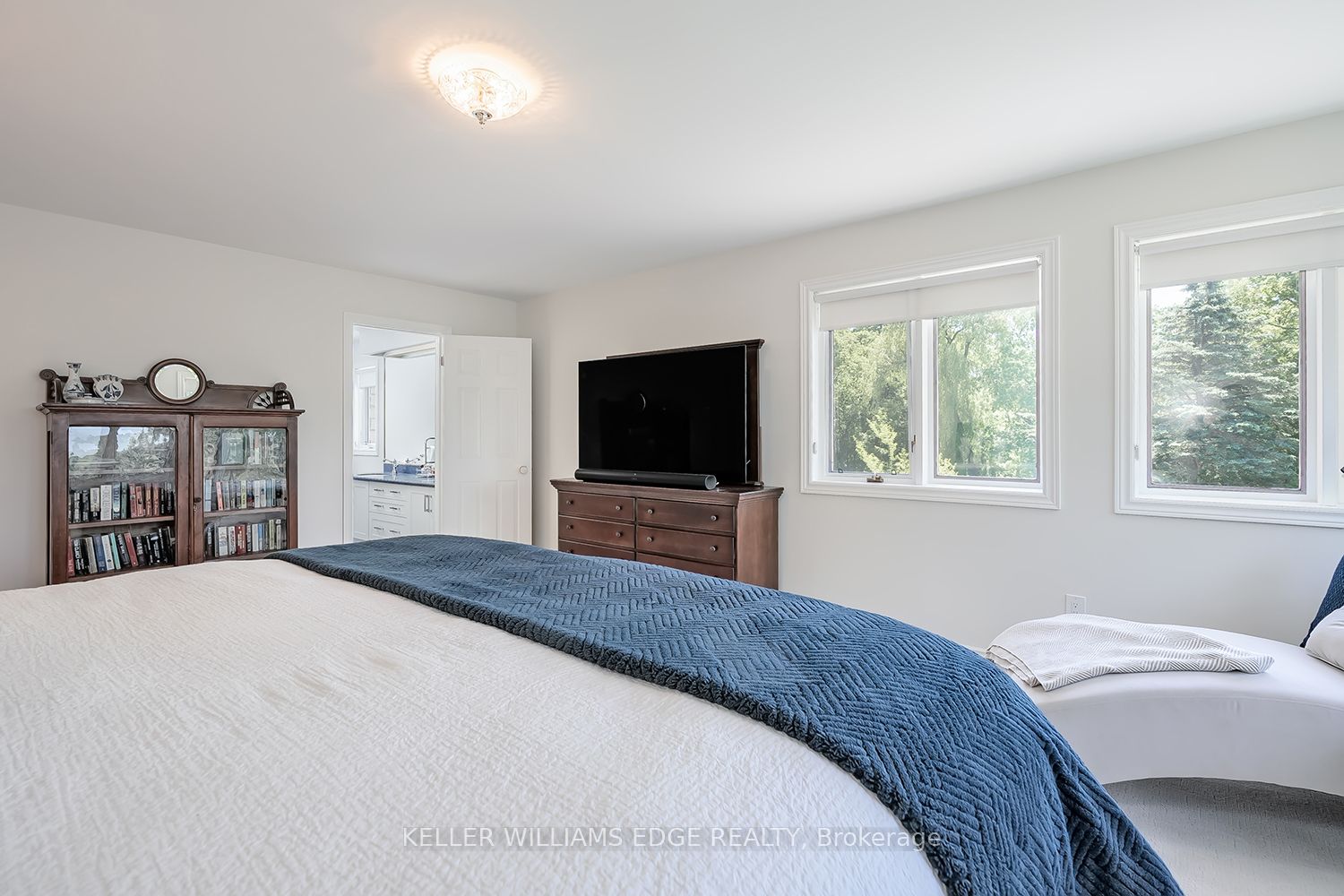 938 Governor's Road Property Photo 17