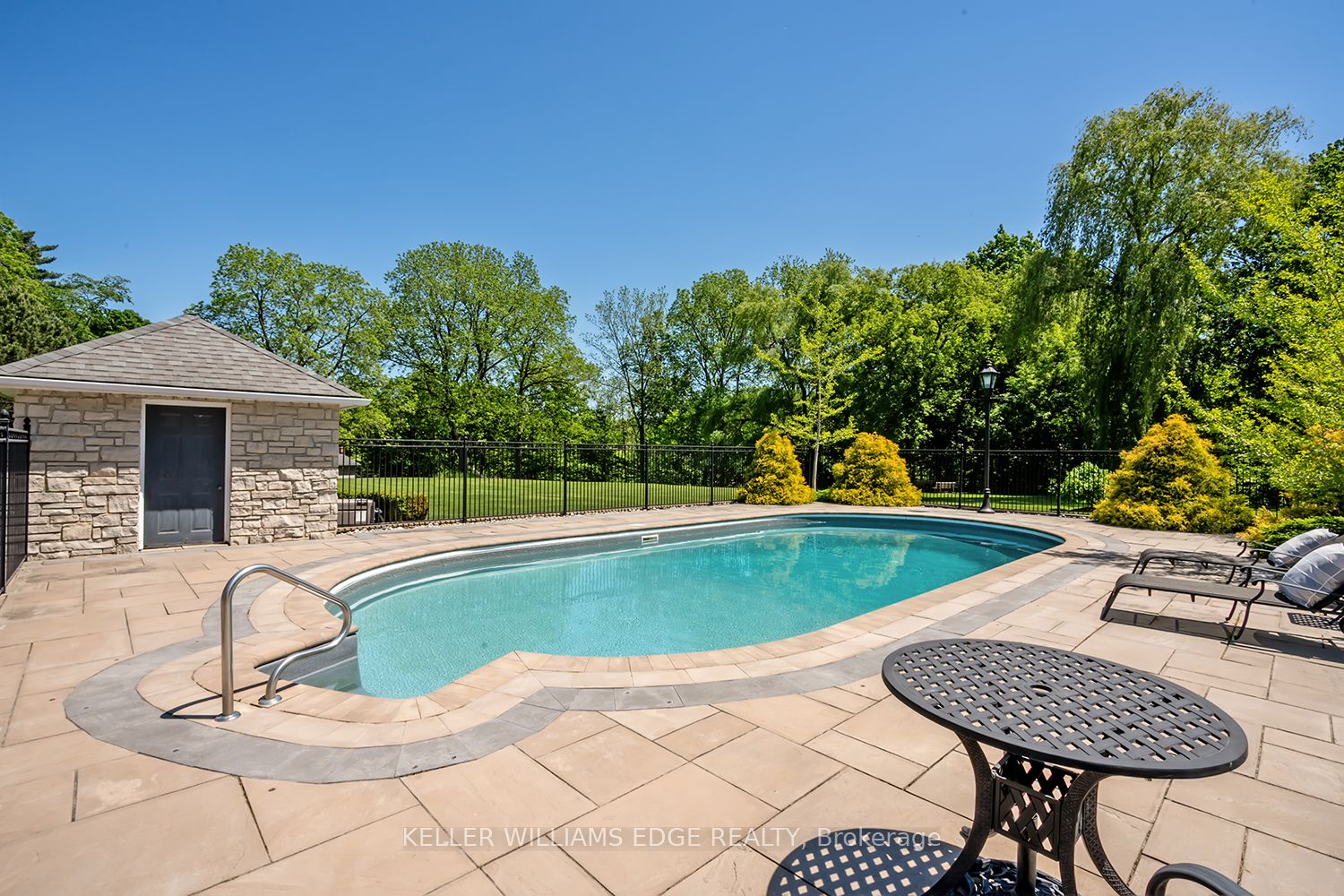 938 Governor's Road Property Photo 31
