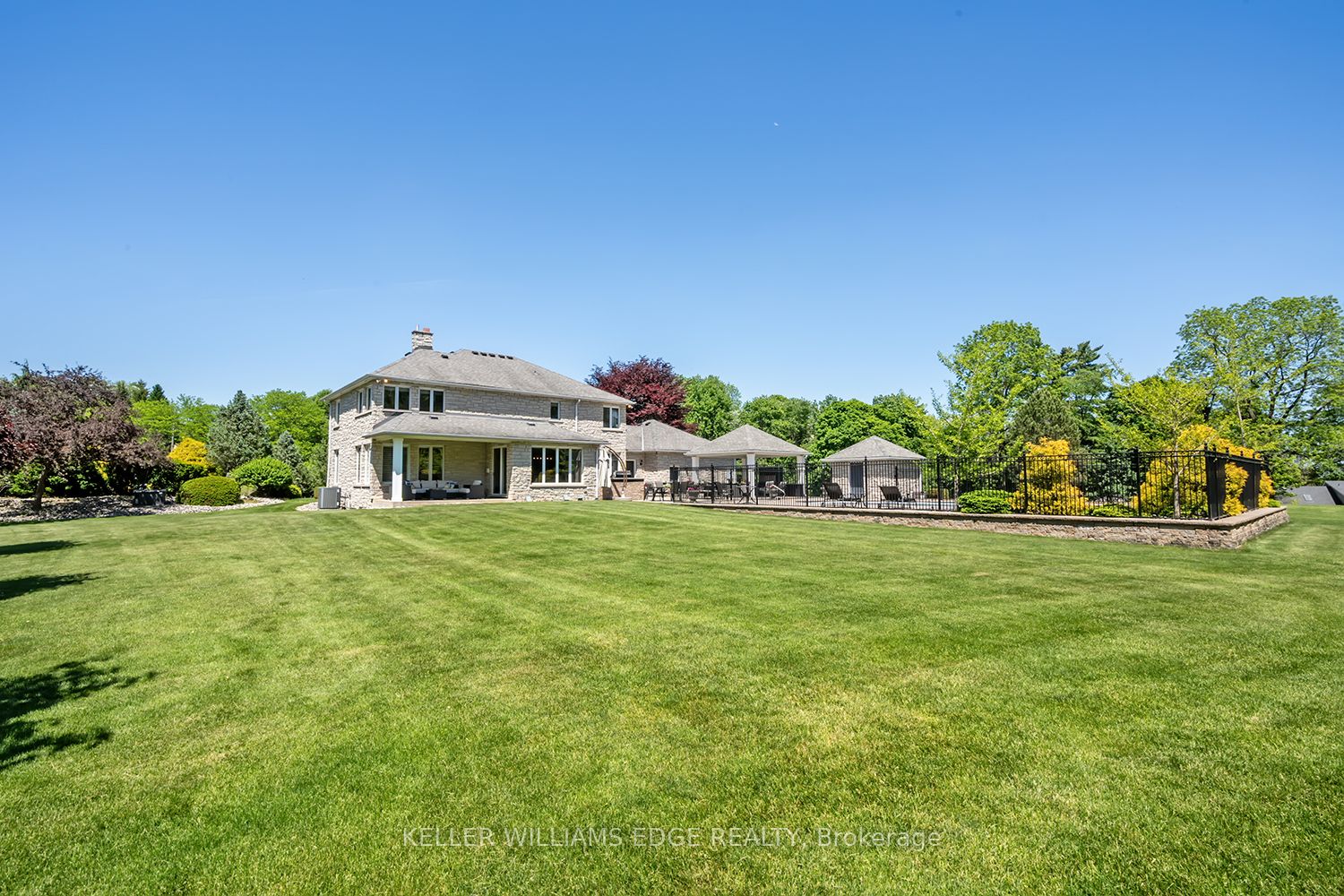 938 Governor's Road Property Photo 38