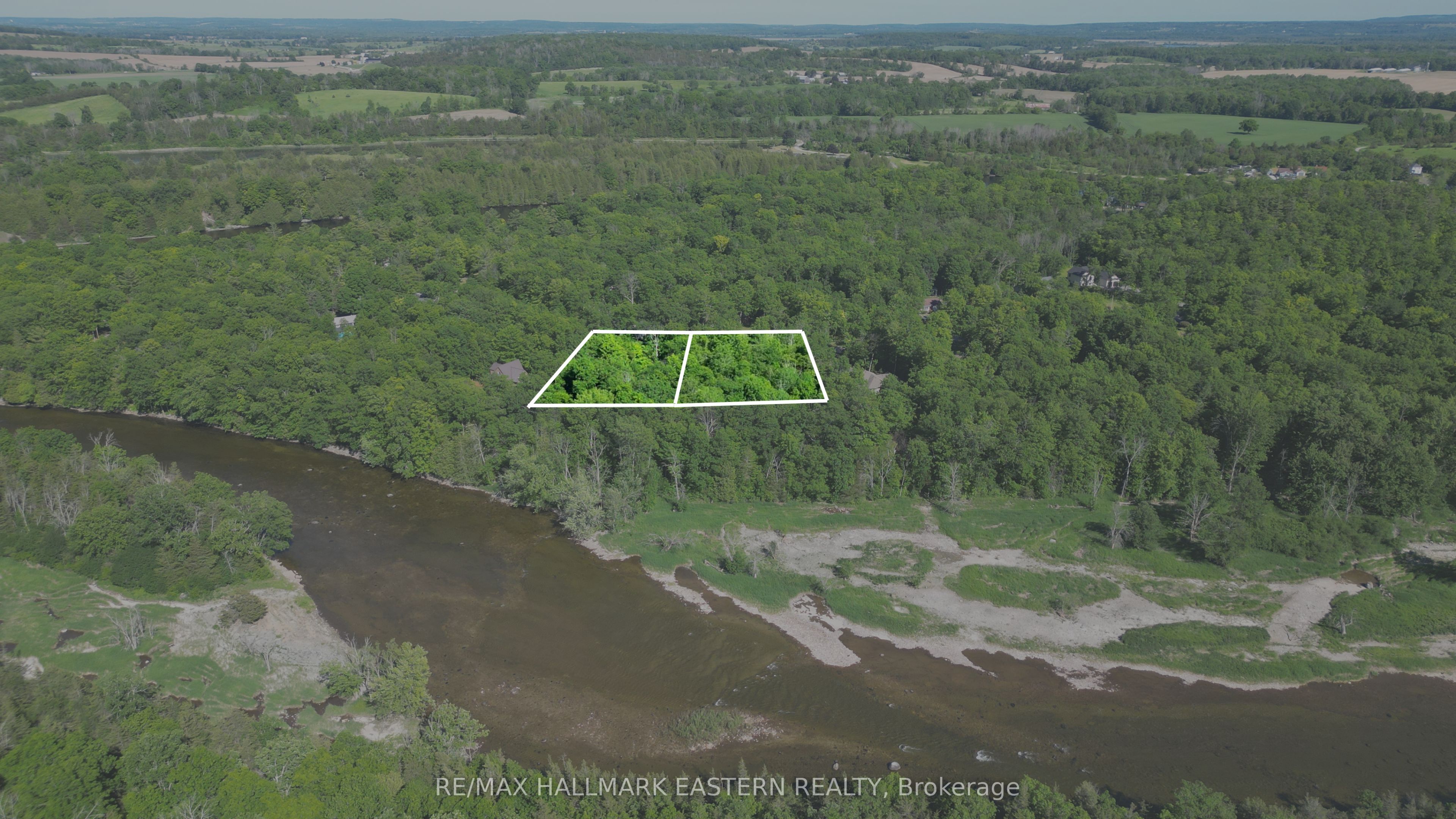 20 Riverside Drive Property Photo 5