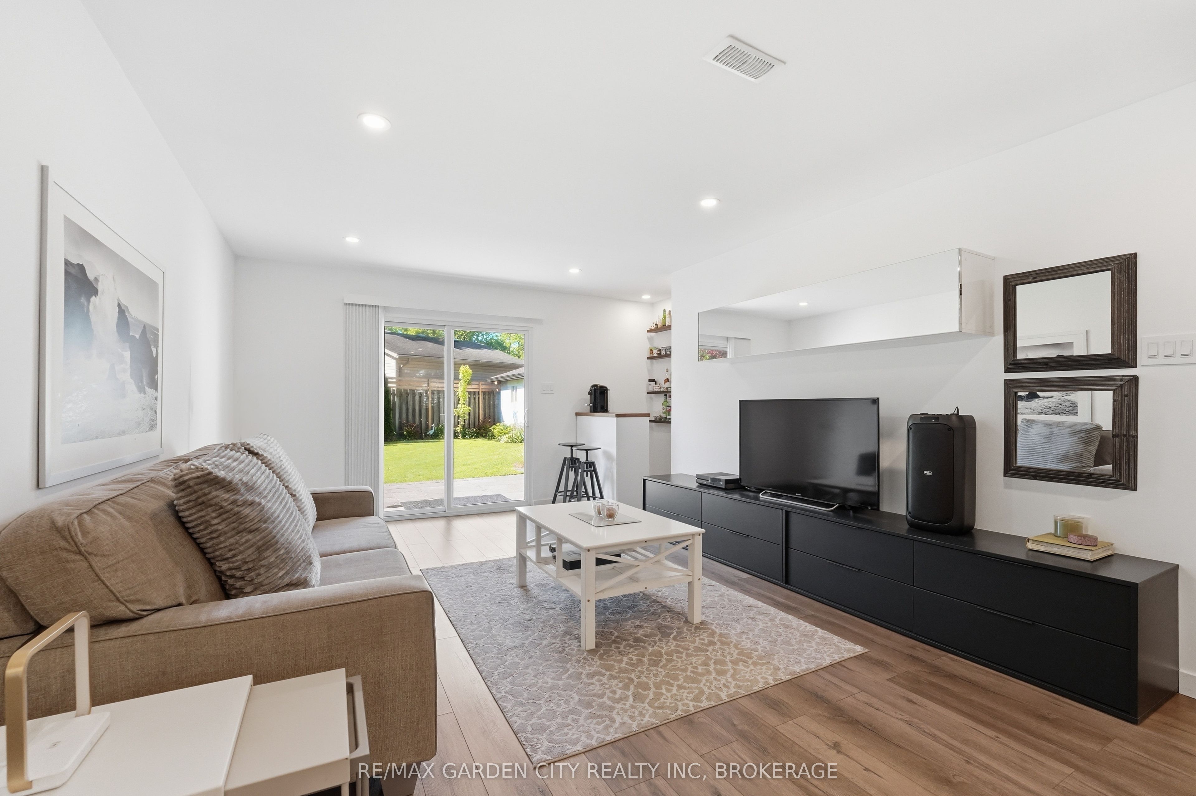 50 Beamer Avenue Property Photo 7
