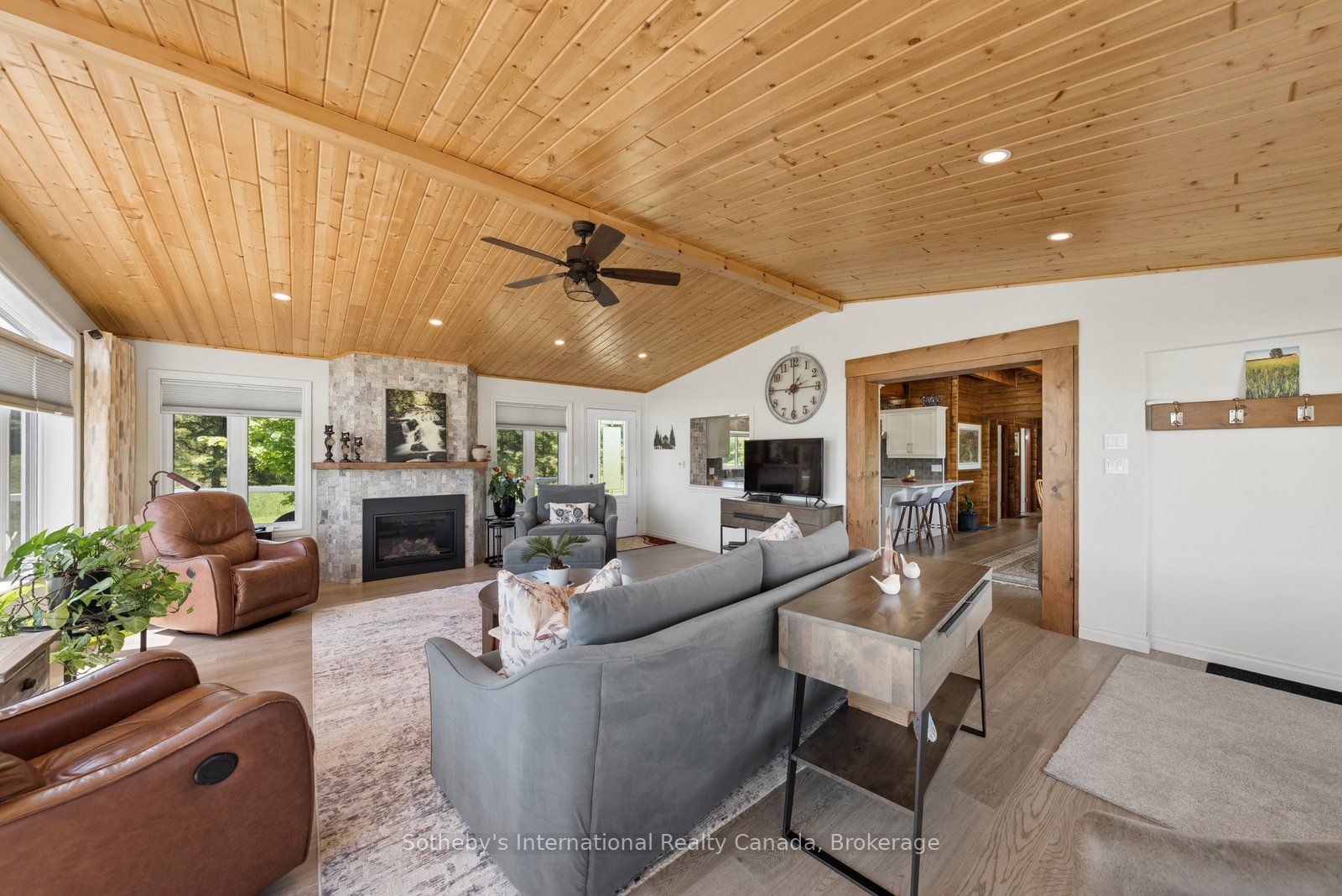 362 Mcgarry Road Property Photo 8