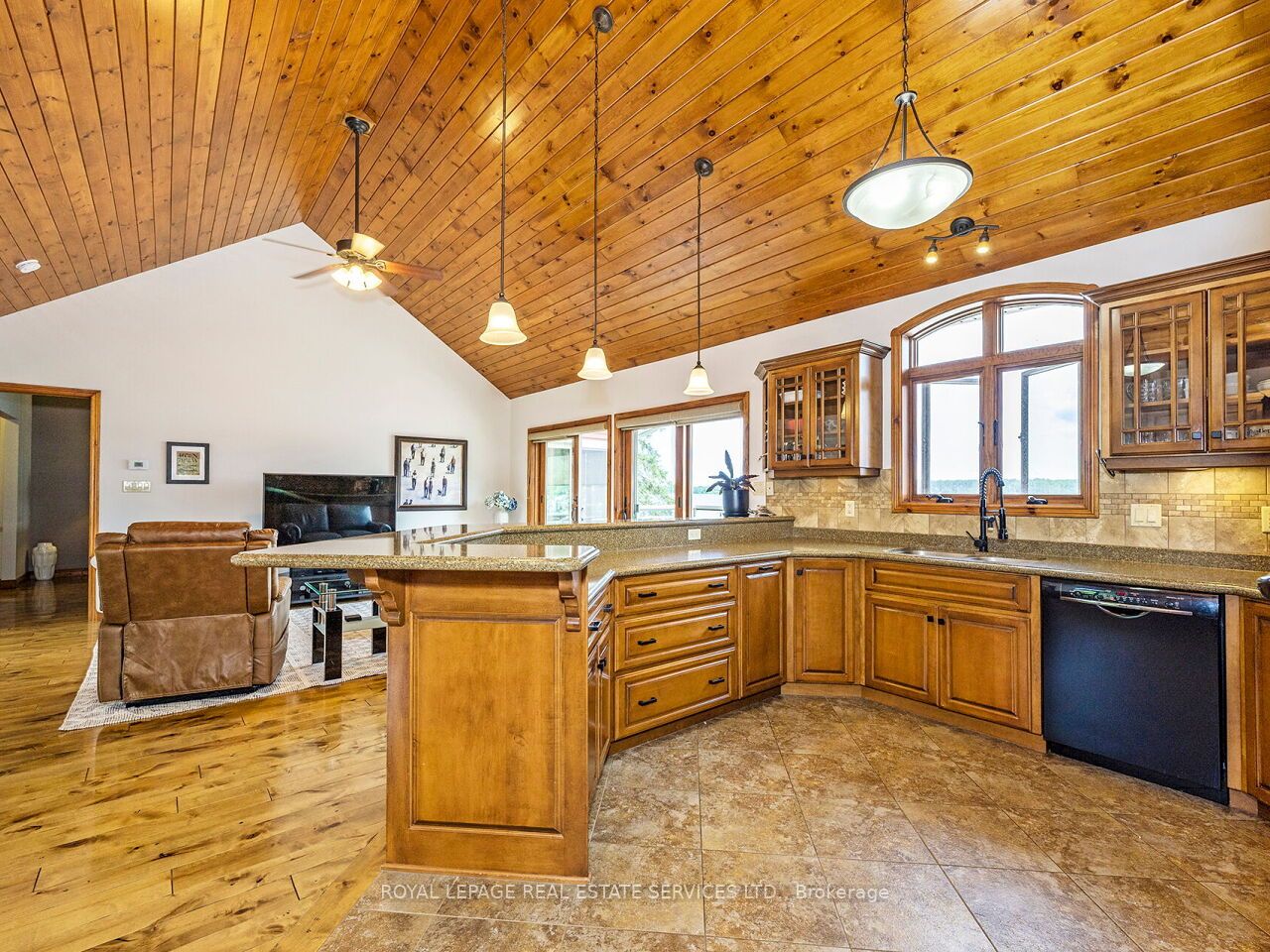 114 Islandview Lane Property Photo 12