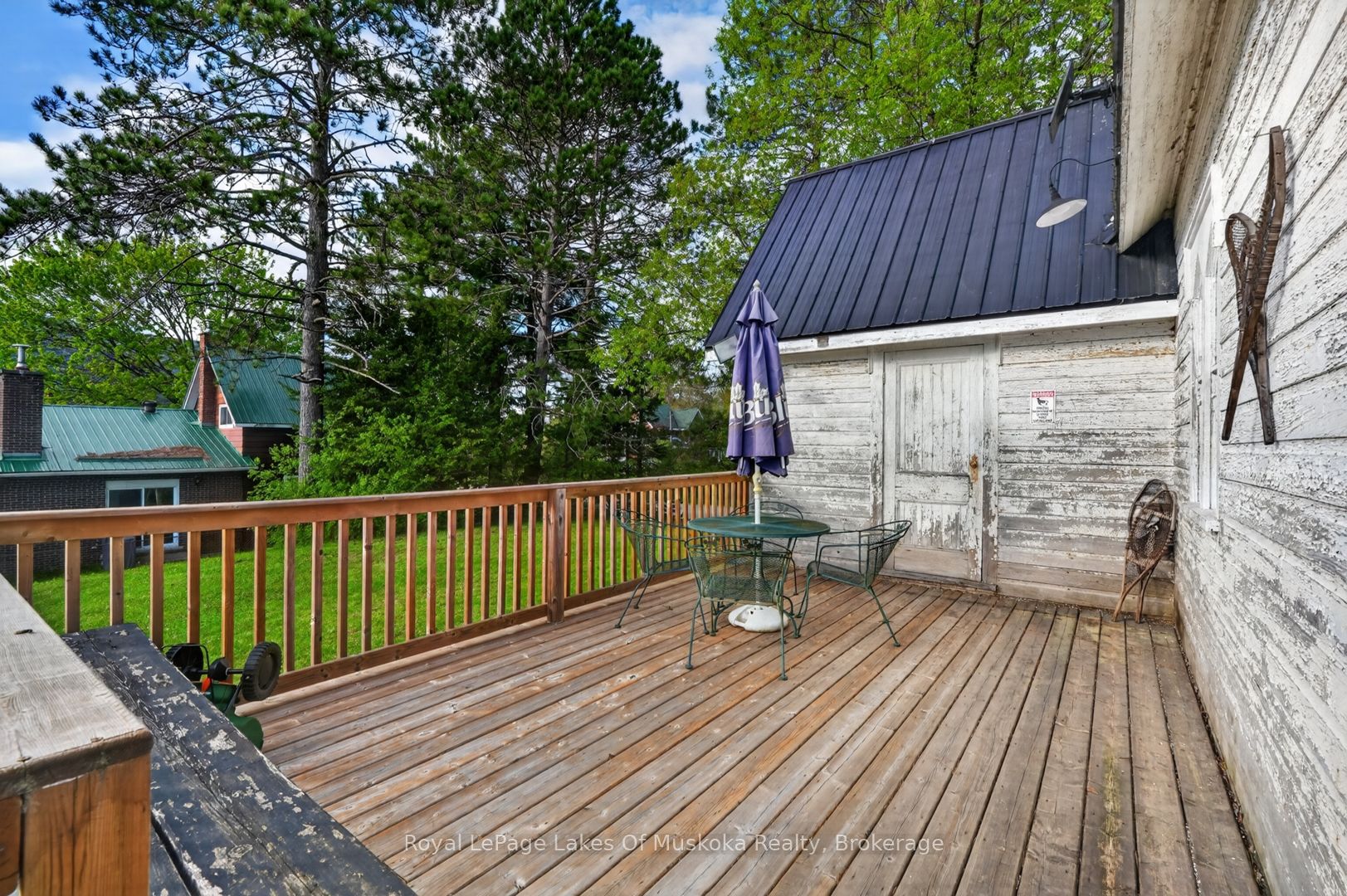 14 Rain Lake Road E Property Photo 32