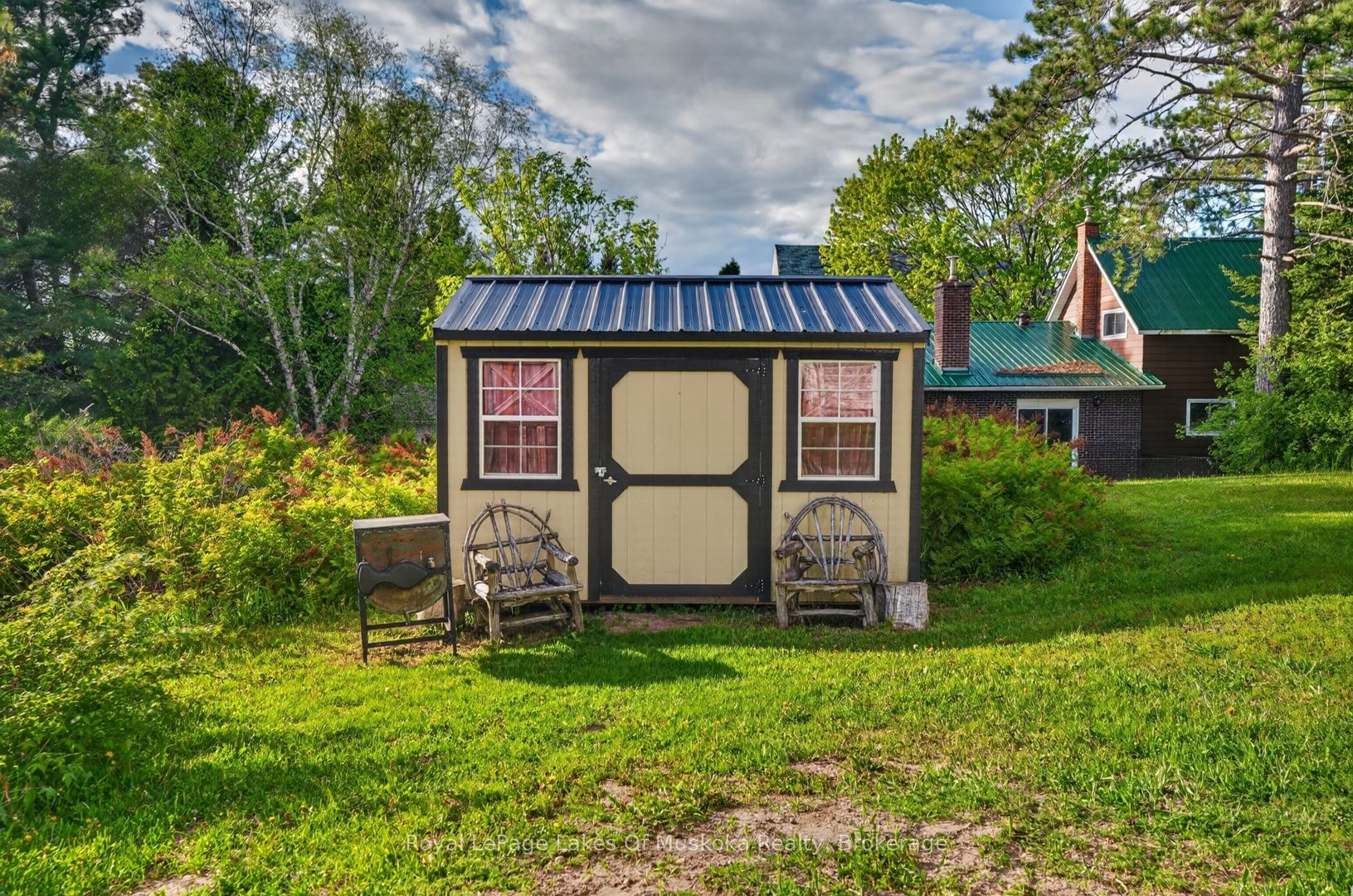 14 Rain Lake Road E Property Photo 33