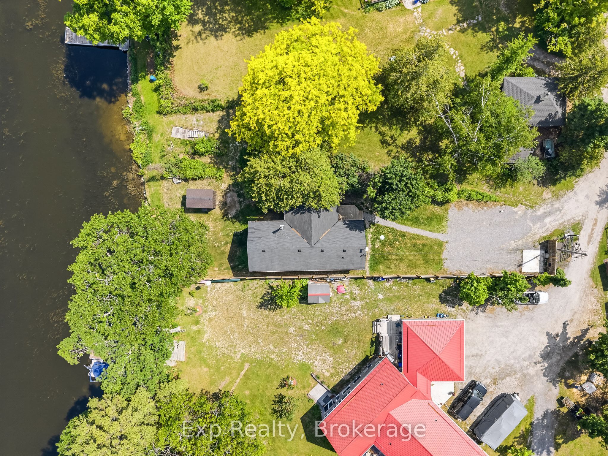8745 Shearer Pt Road Property Photo 4