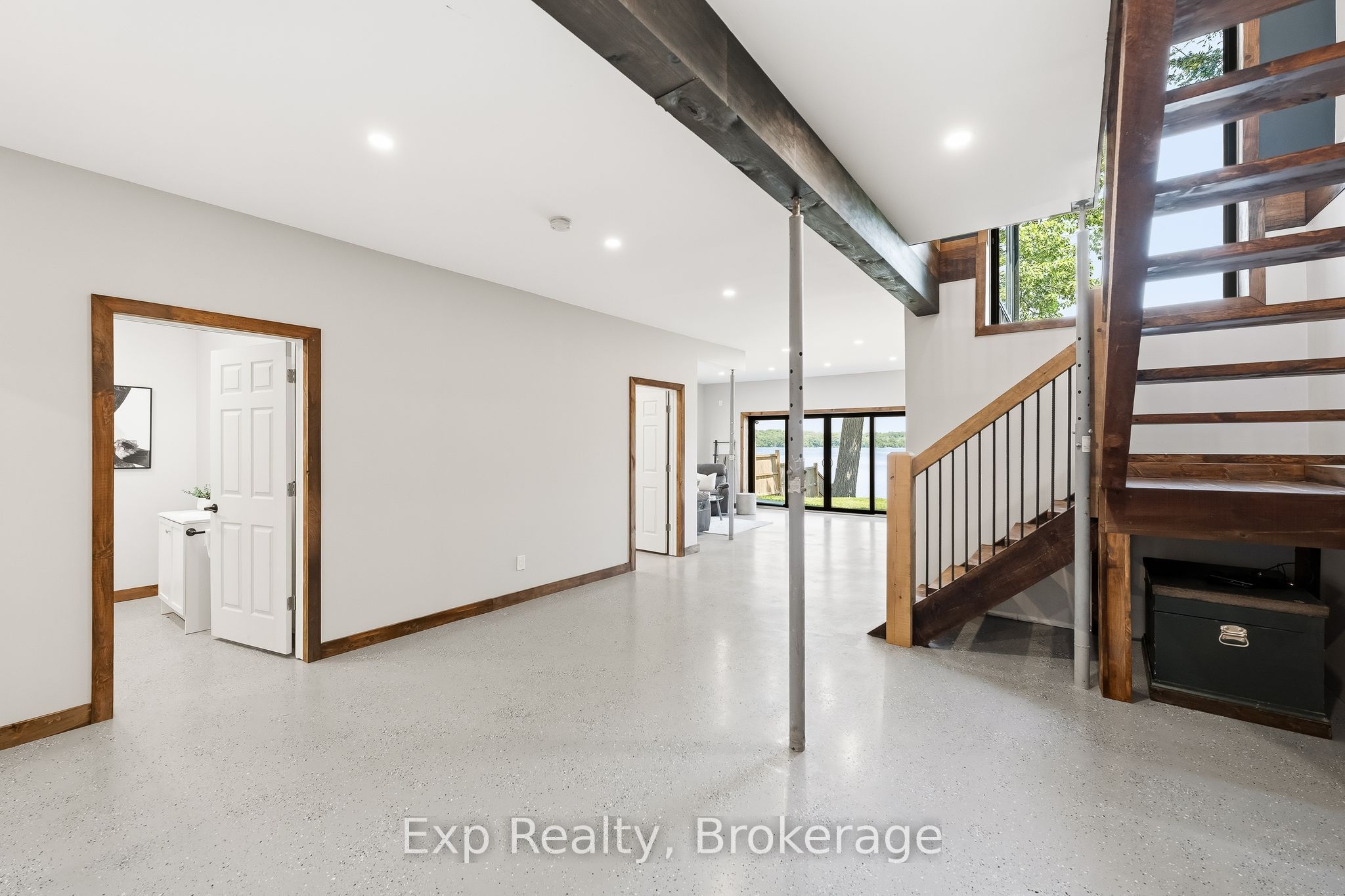 8745 Shearer Pt Road Property Photo 38