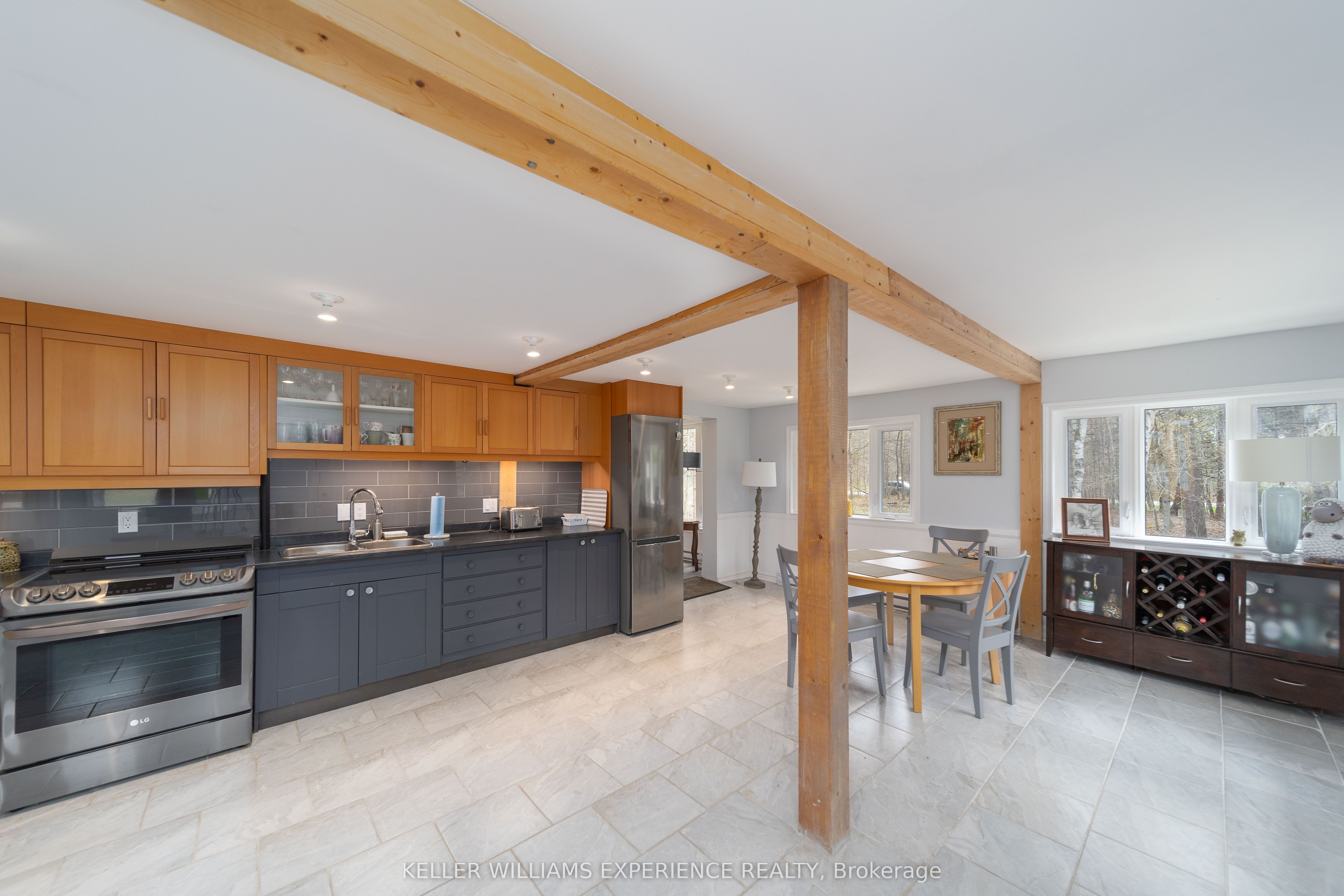 7390 Sadowa Road Property Photo 4