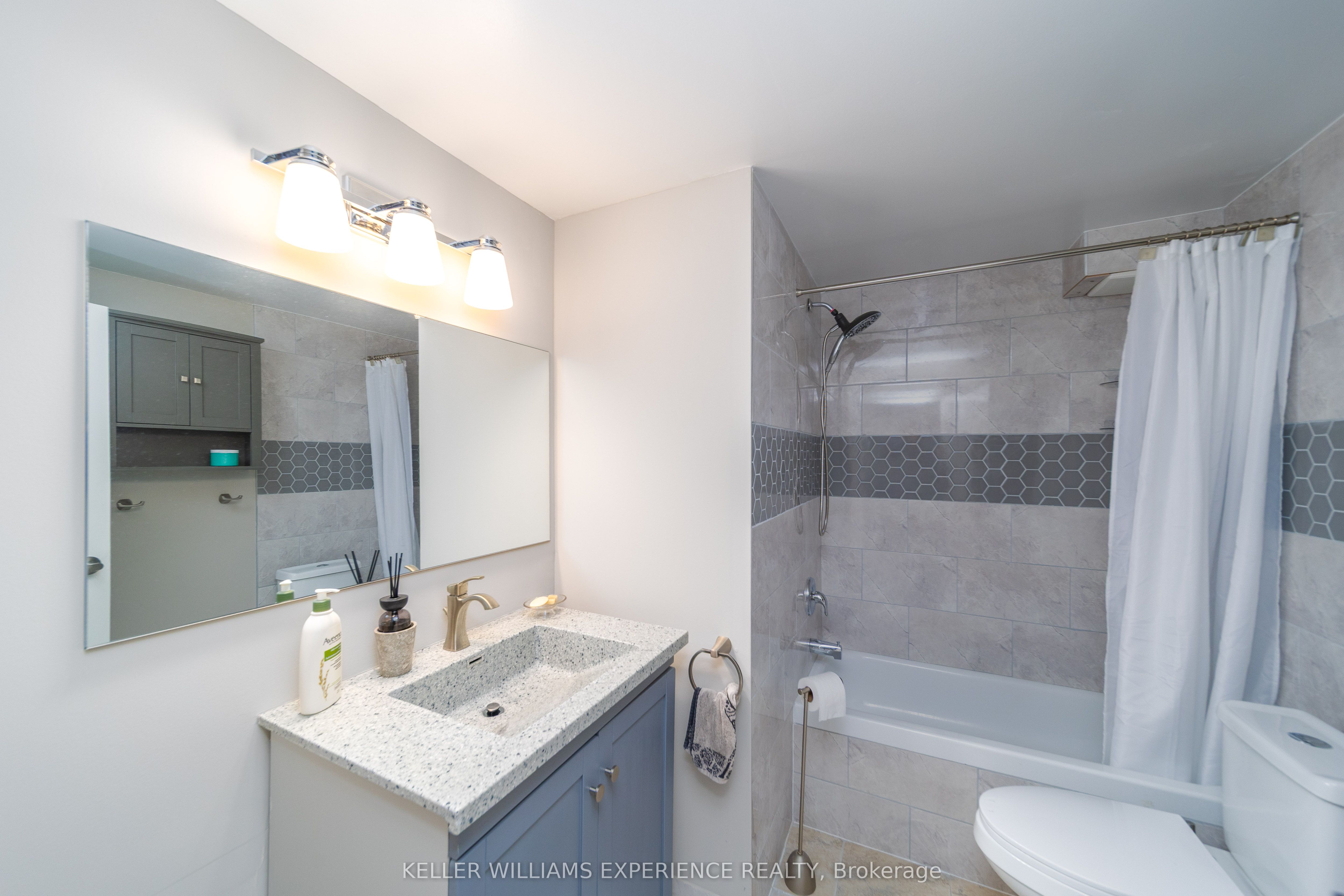 7390 Sadowa Road Property Photo 12