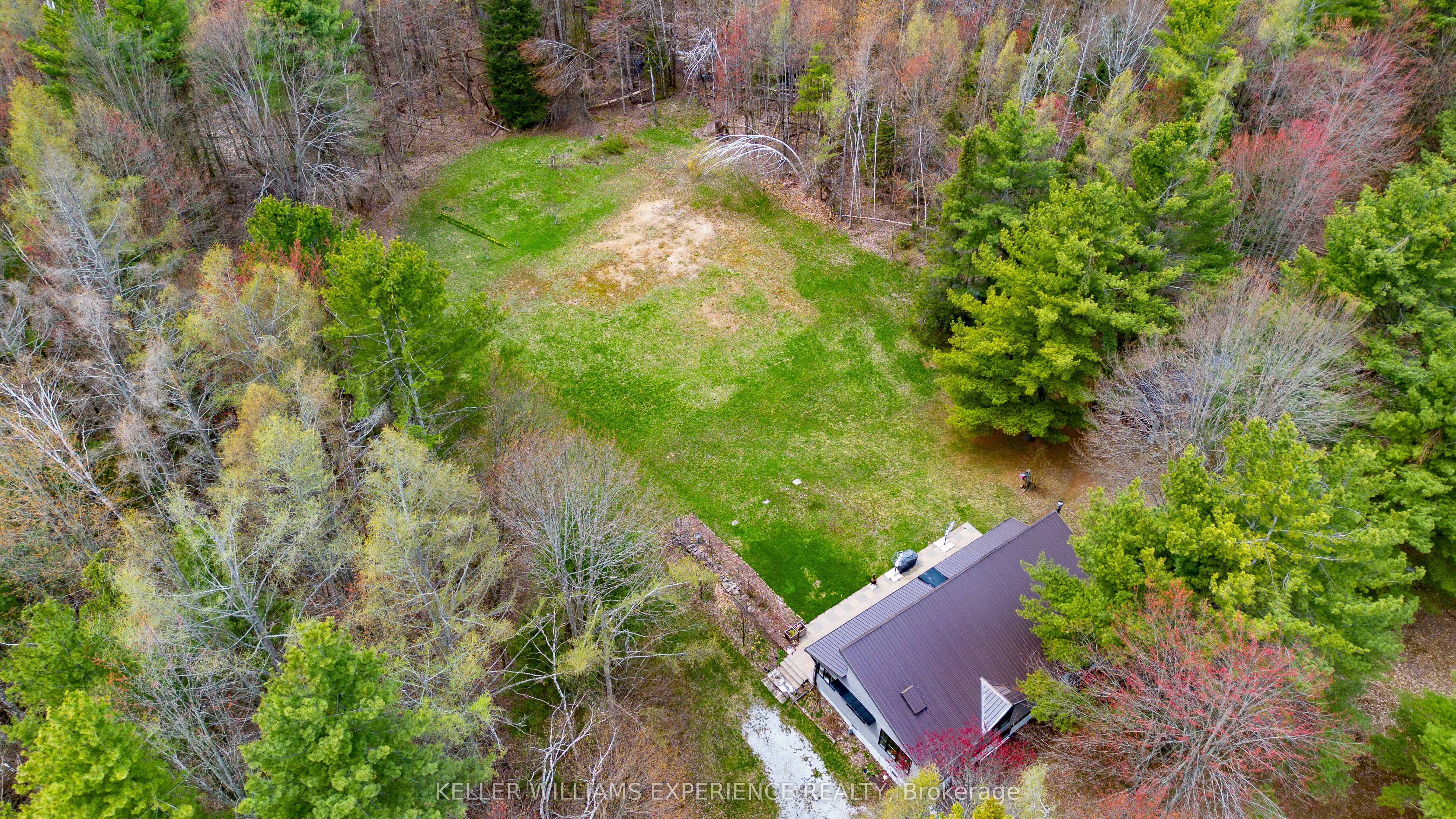 7390 Sadowa Road Property Photo 22