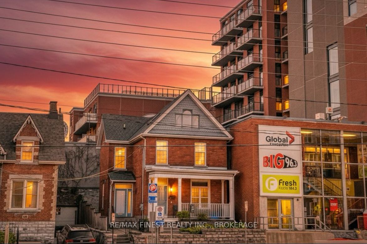 166 Queen Street Property Photo 1