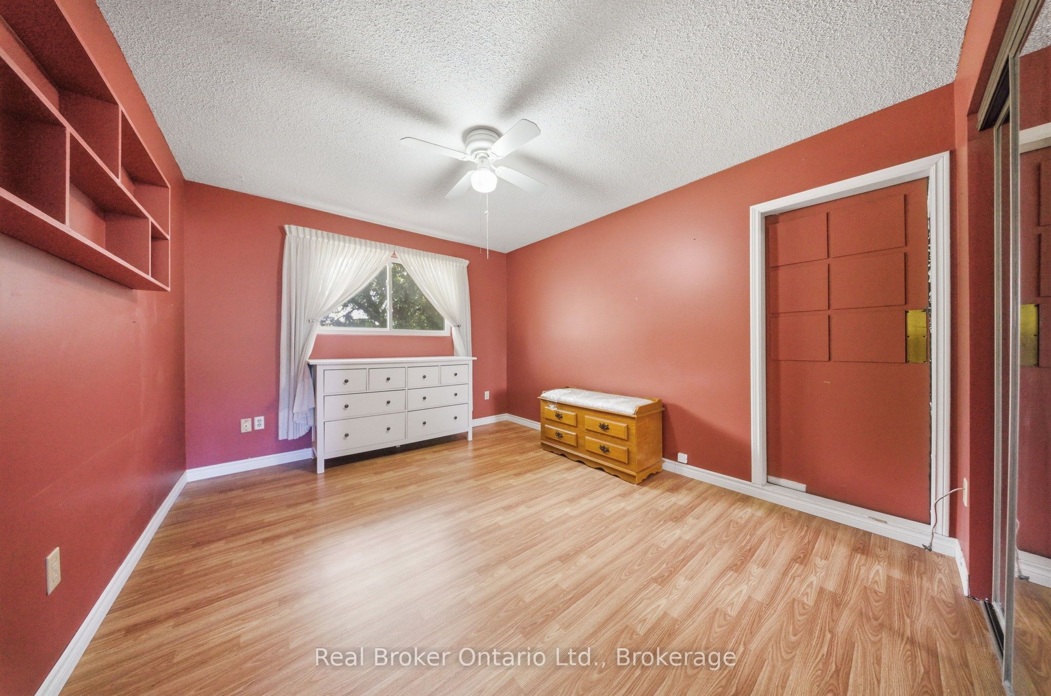 800 Tremaine Avenue S Property Photo 28