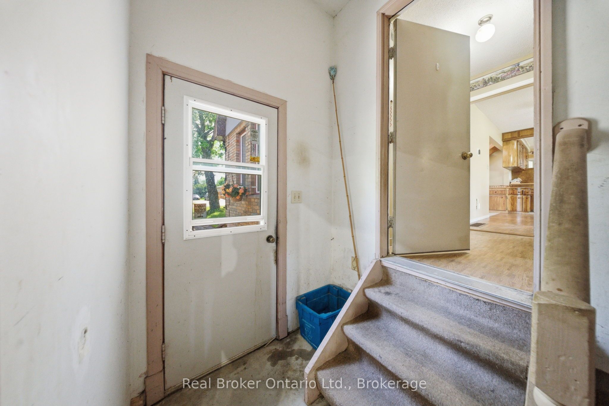 800 Tremaine Avenue S Property Photo 32