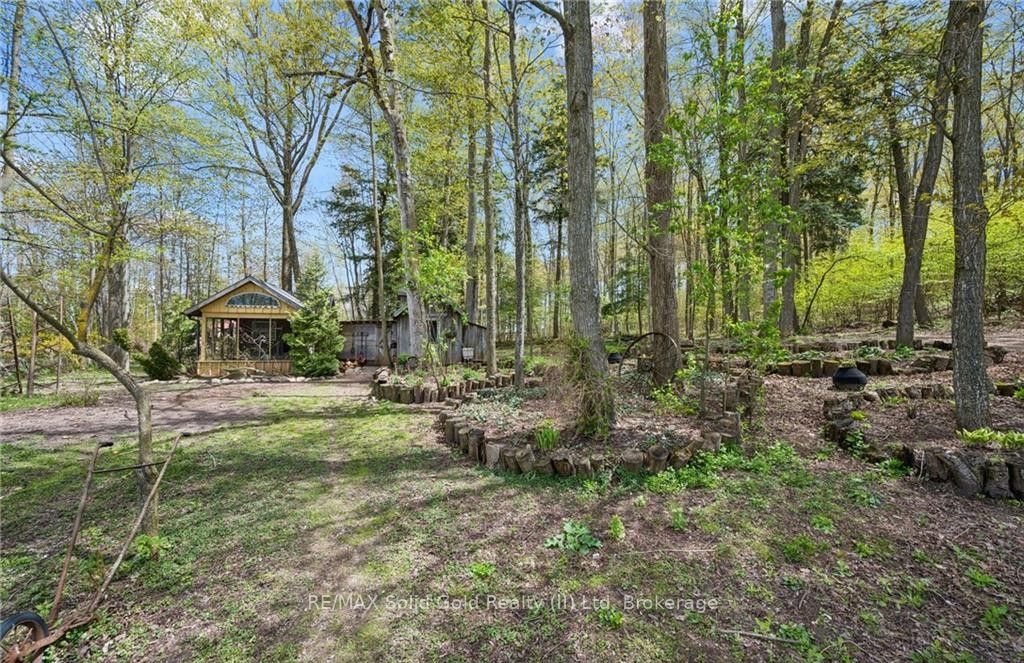 2073 Maplewood Road Property Photo 39
