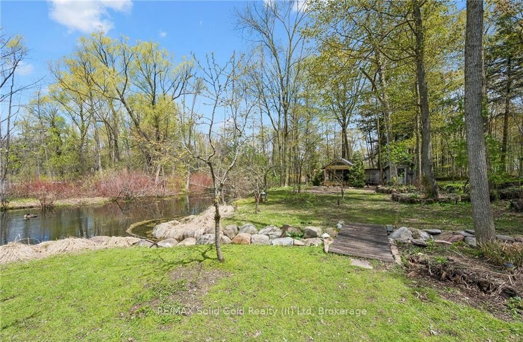 2073 Maplewood Road Property Photo 40