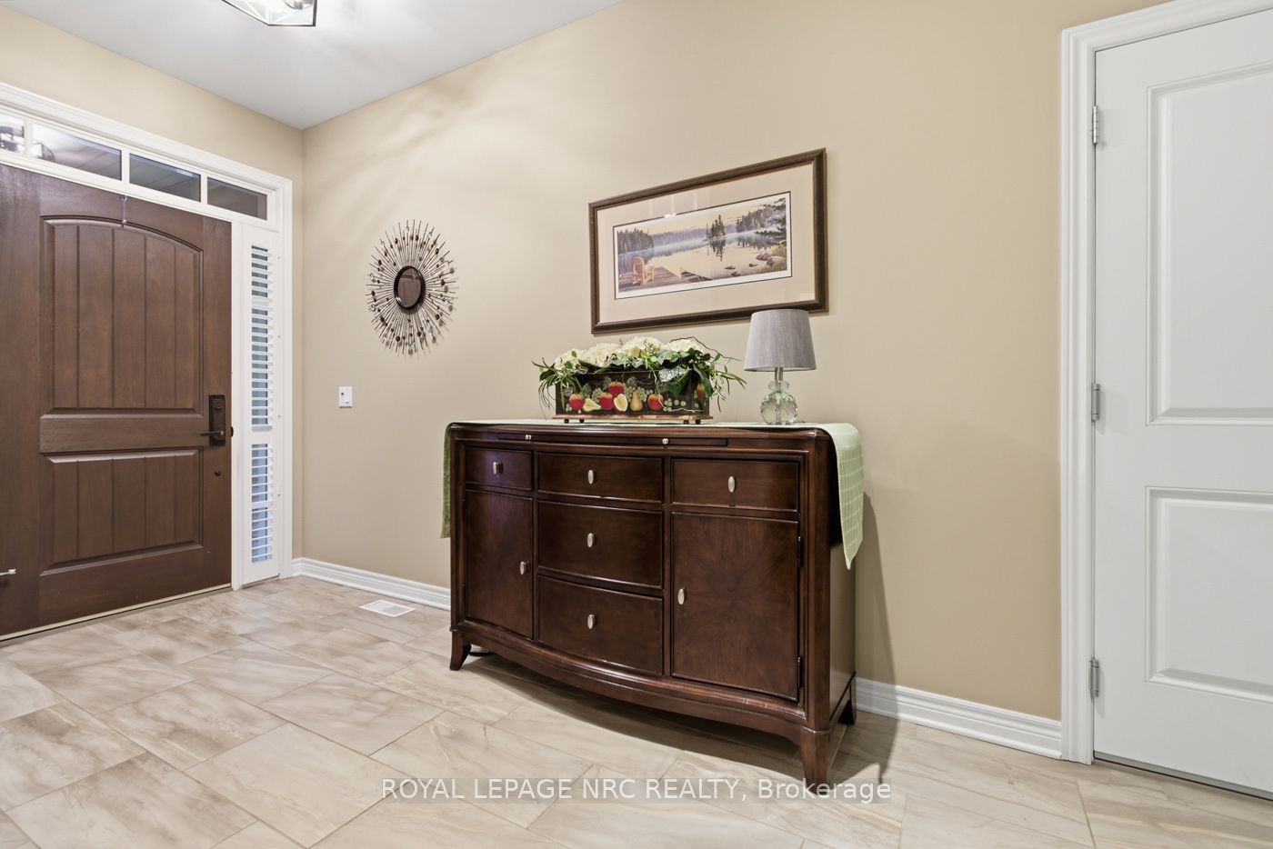118 Coyle Court Property Photo 4