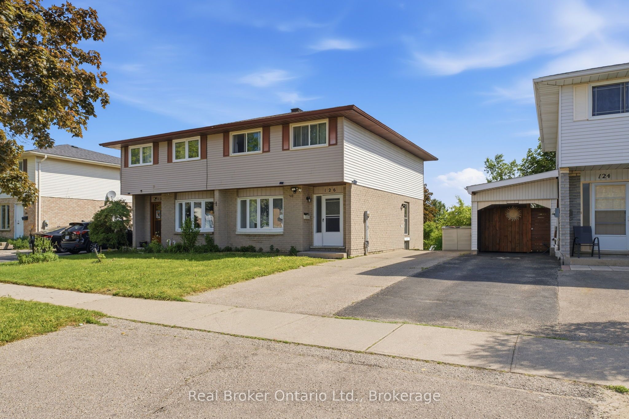 126 Dinison Crescent Property Photo 1