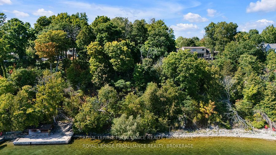40 Riverside Drive Property Photo 3