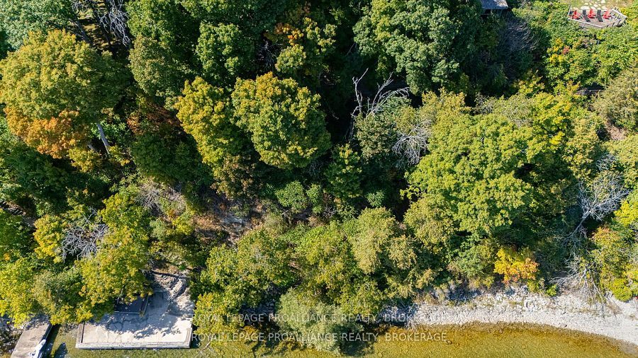 40 Riverside Drive Property Photo 7